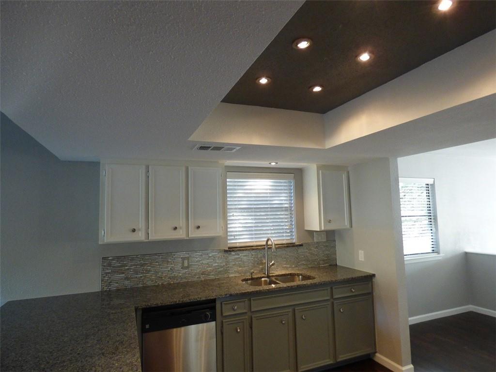 6107 La Mesa St, Lago Vista, TX 78645