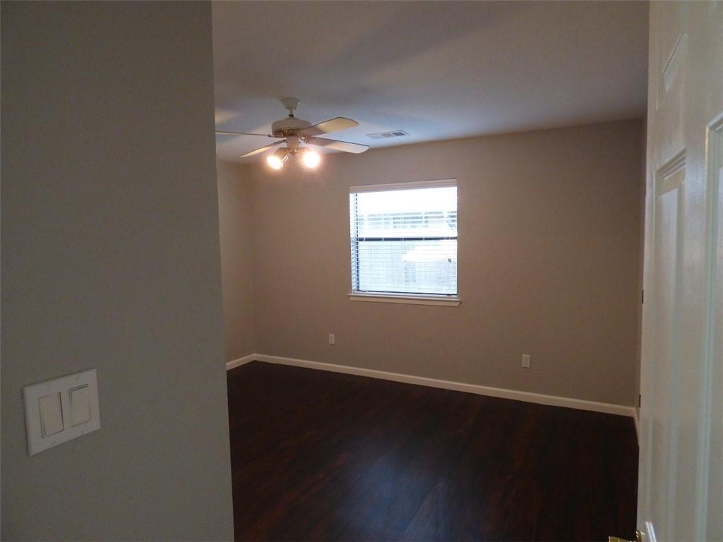 6107 La Mesa St, Lago Vista, TX 78645