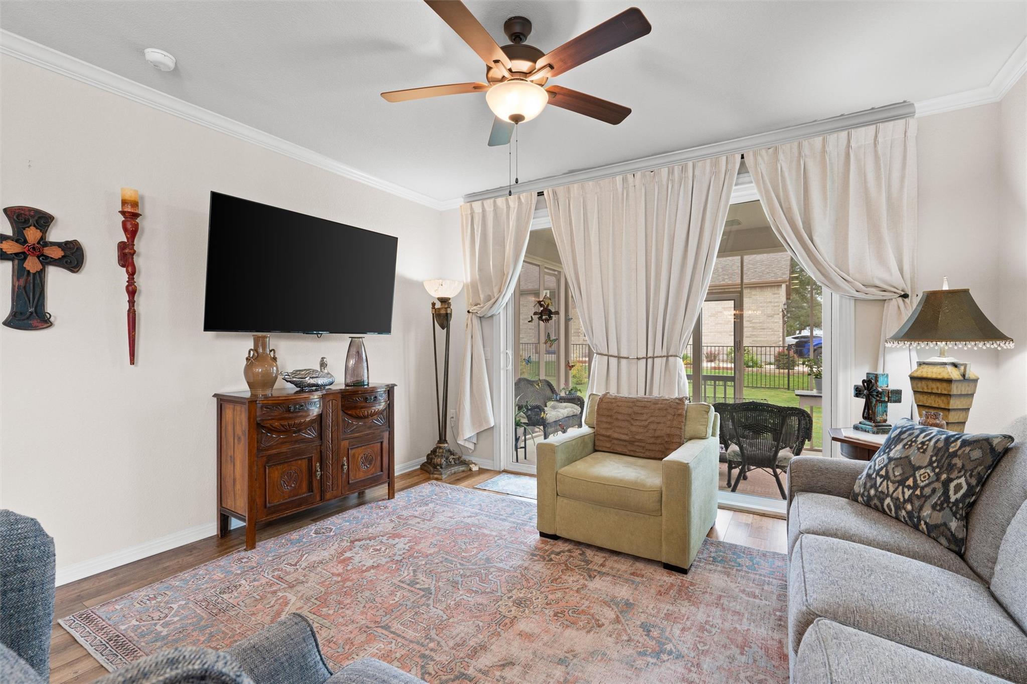 121 Winterhorse Cv, Georgetown, TX 78633