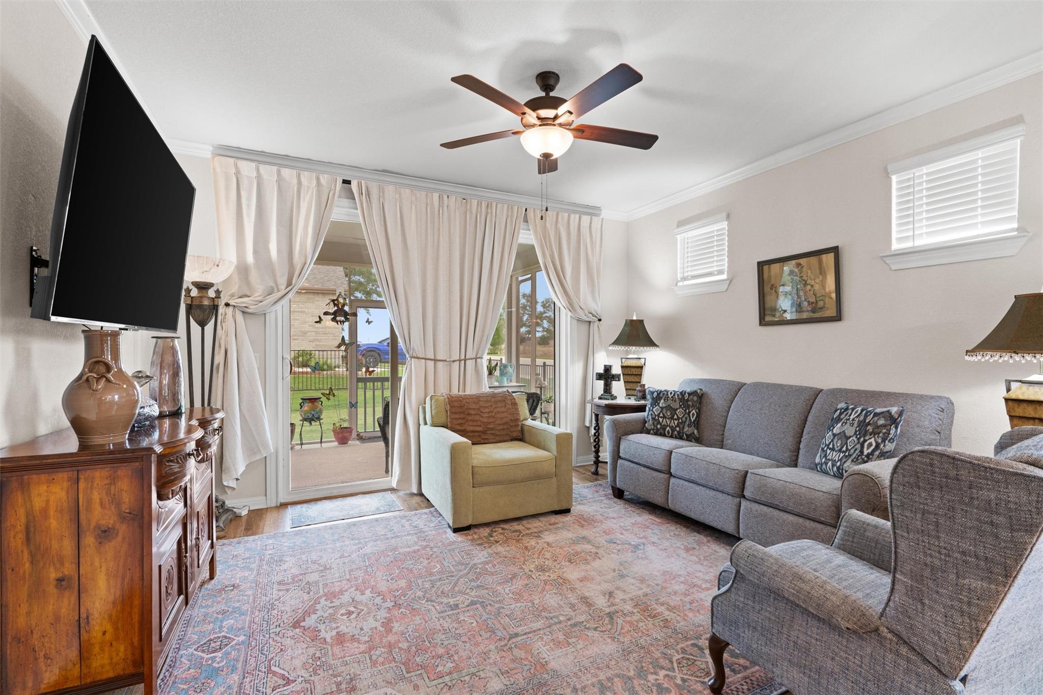 121 Winterhorse Cv, Georgetown, TX 78633