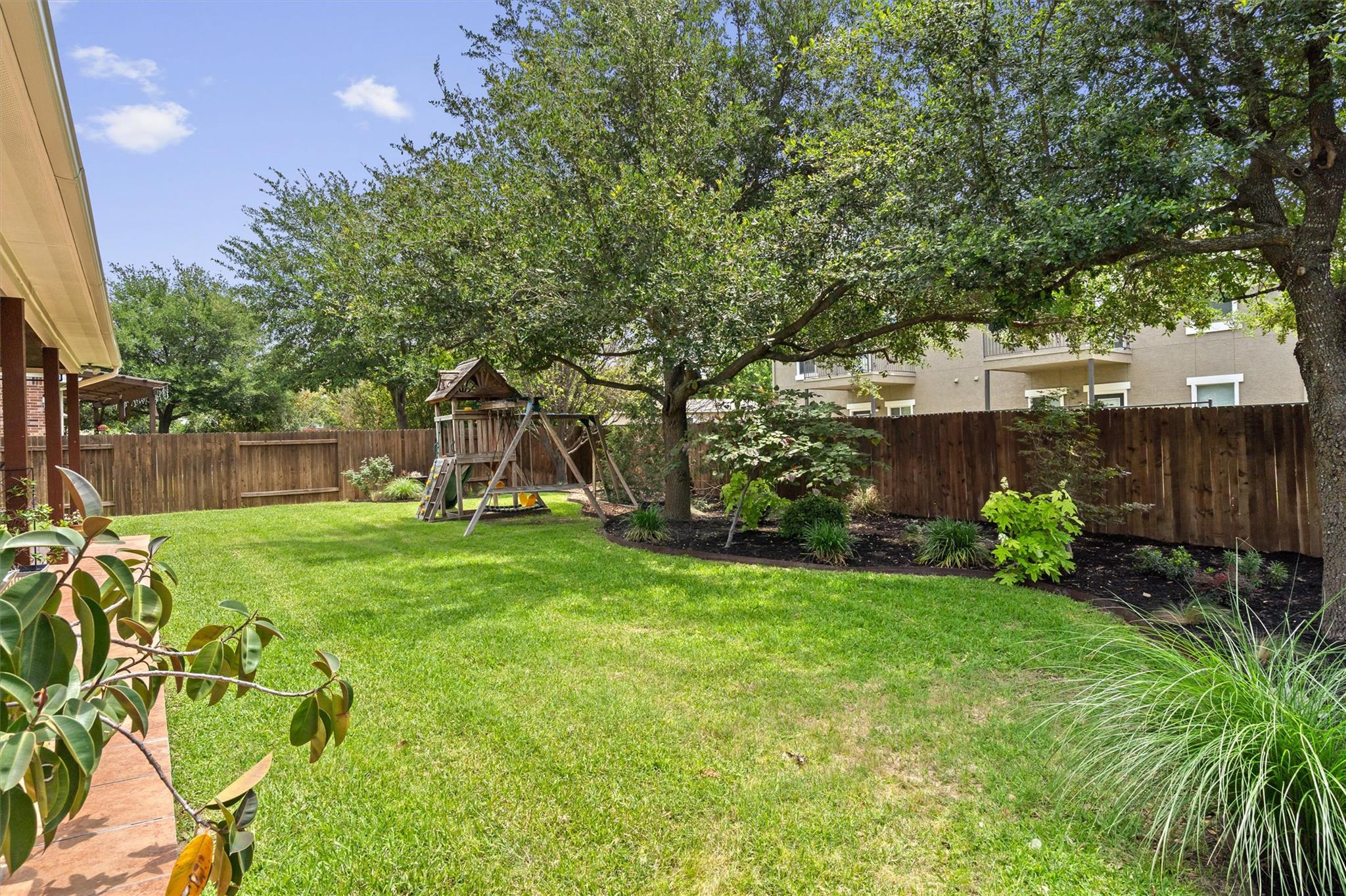 112 Justin Leonard Dr, Round Rock, TX 78664