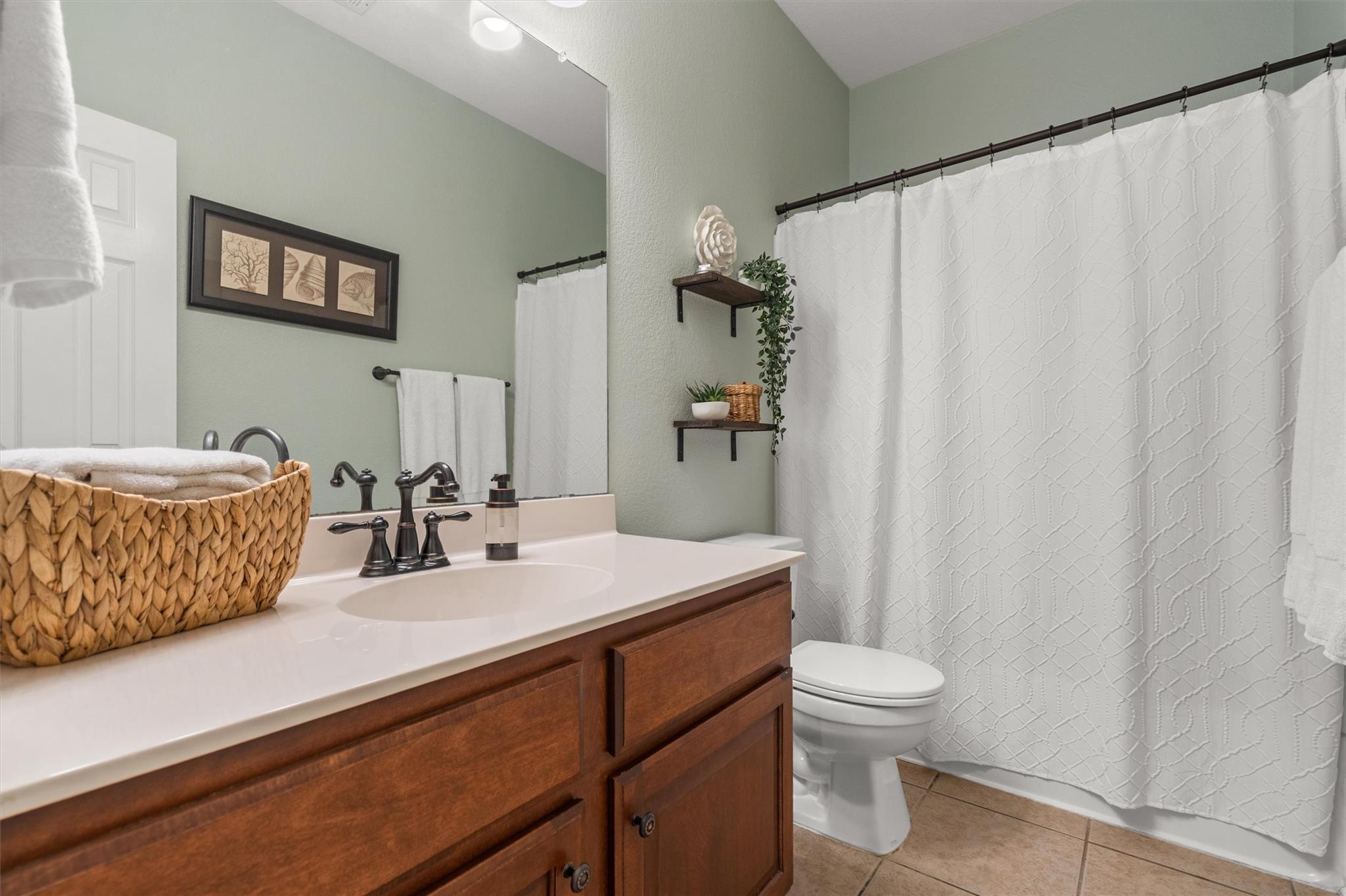 112 Justin Leonard Dr, Round Rock, TX 78664