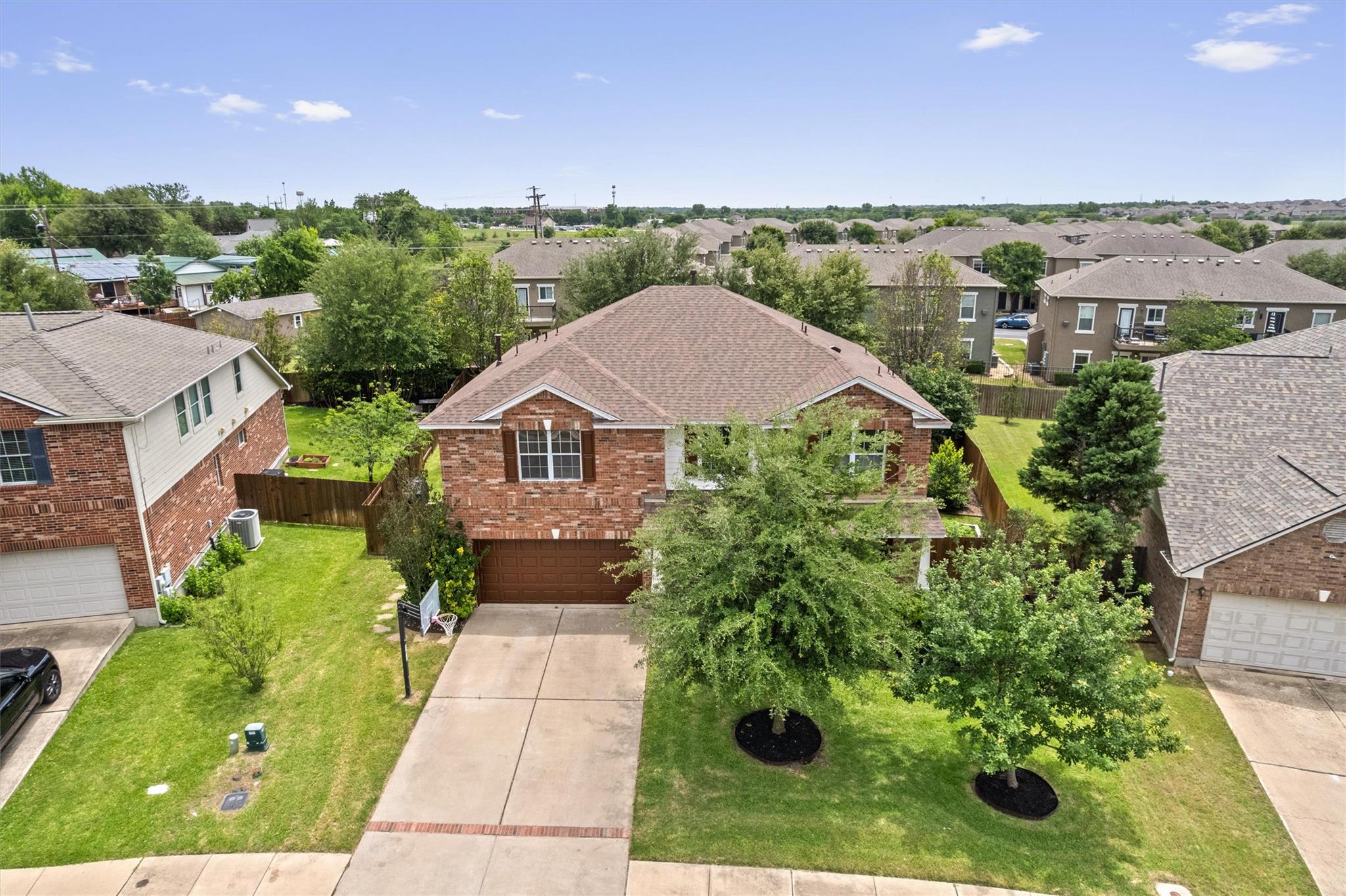 112 Justin Leonard Dr, Round Rock, TX 78664