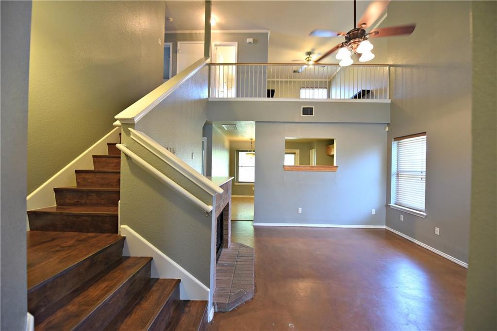 2813 Greenlee Dr, Leander, TX 78641