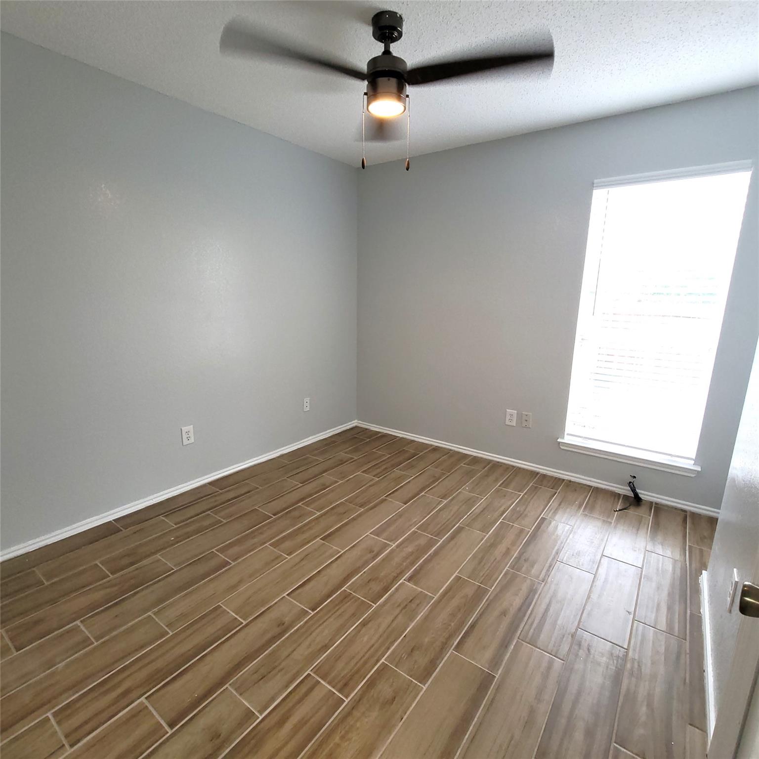 1306 York Castle Dr # B, Pflugerville, TX 78660
