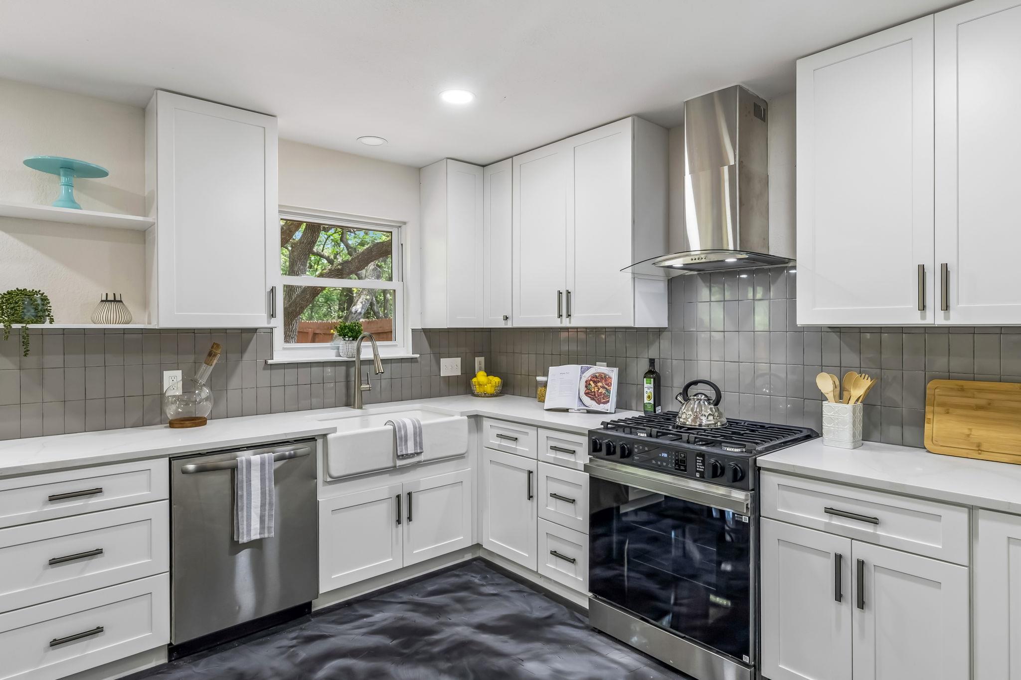 8921 Corran Ferry Dr, Austin, TX 78749