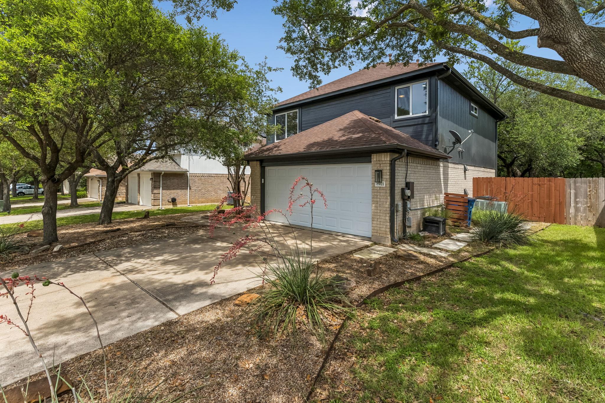 8921 Corran Ferry Dr, Austin, TX 78749