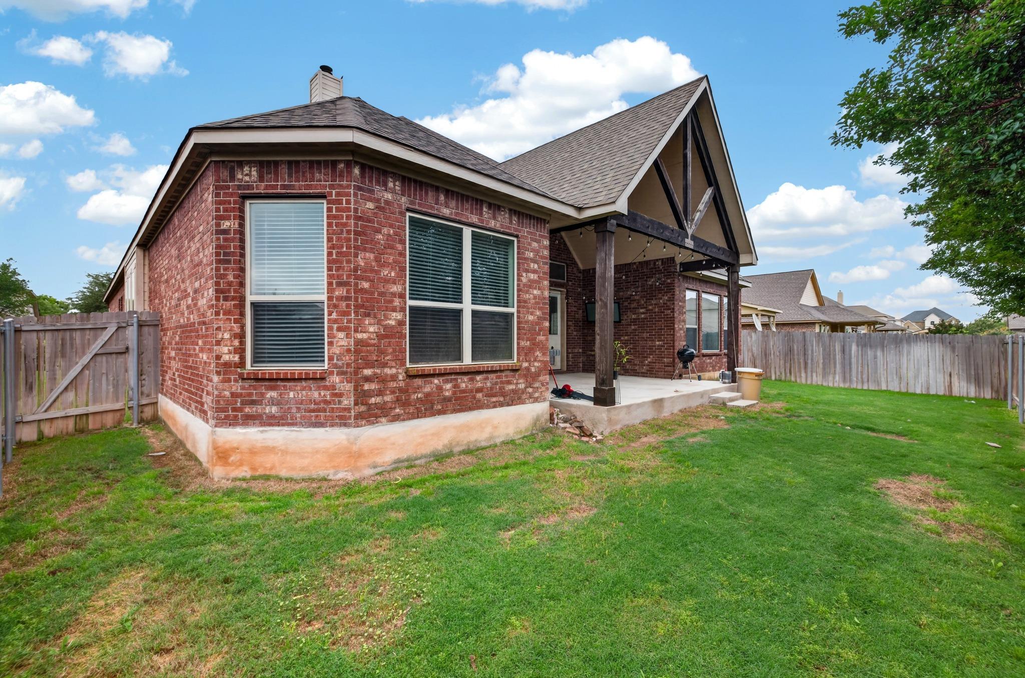 1017 Tabernash Dr, Leander, TX 78641