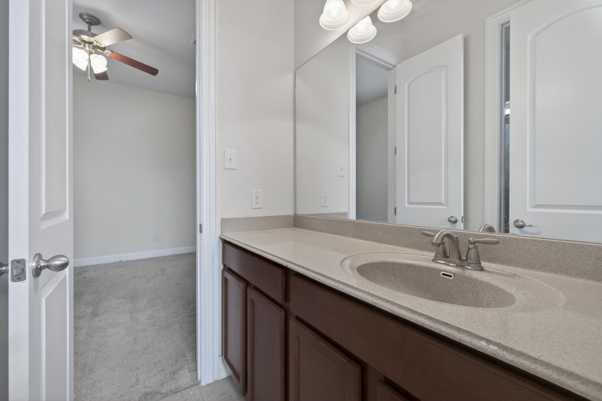 1017 Tabernash Dr, Leander, TX 78641