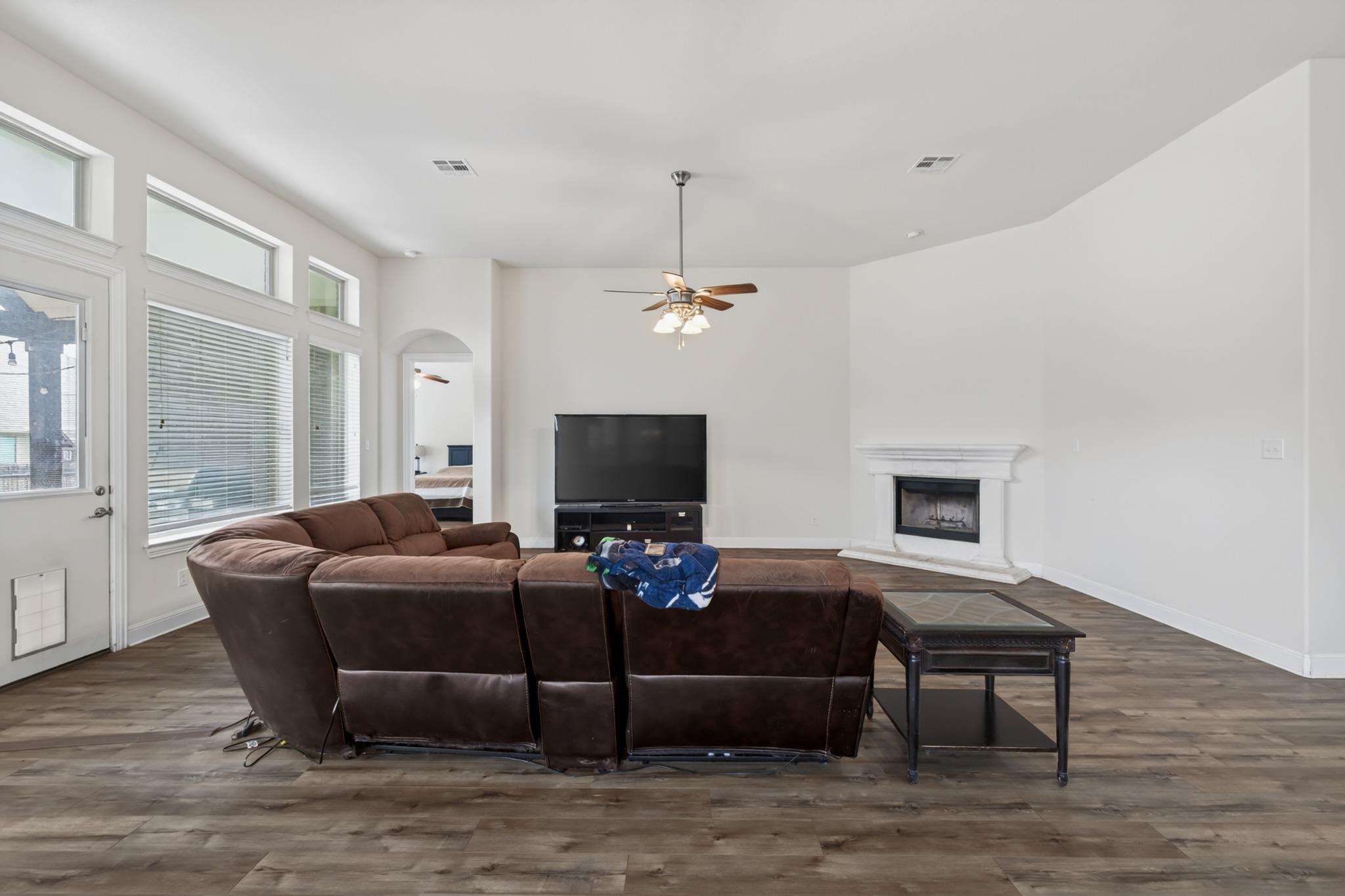 1017 Tabernash Dr, Leander, TX 78641
