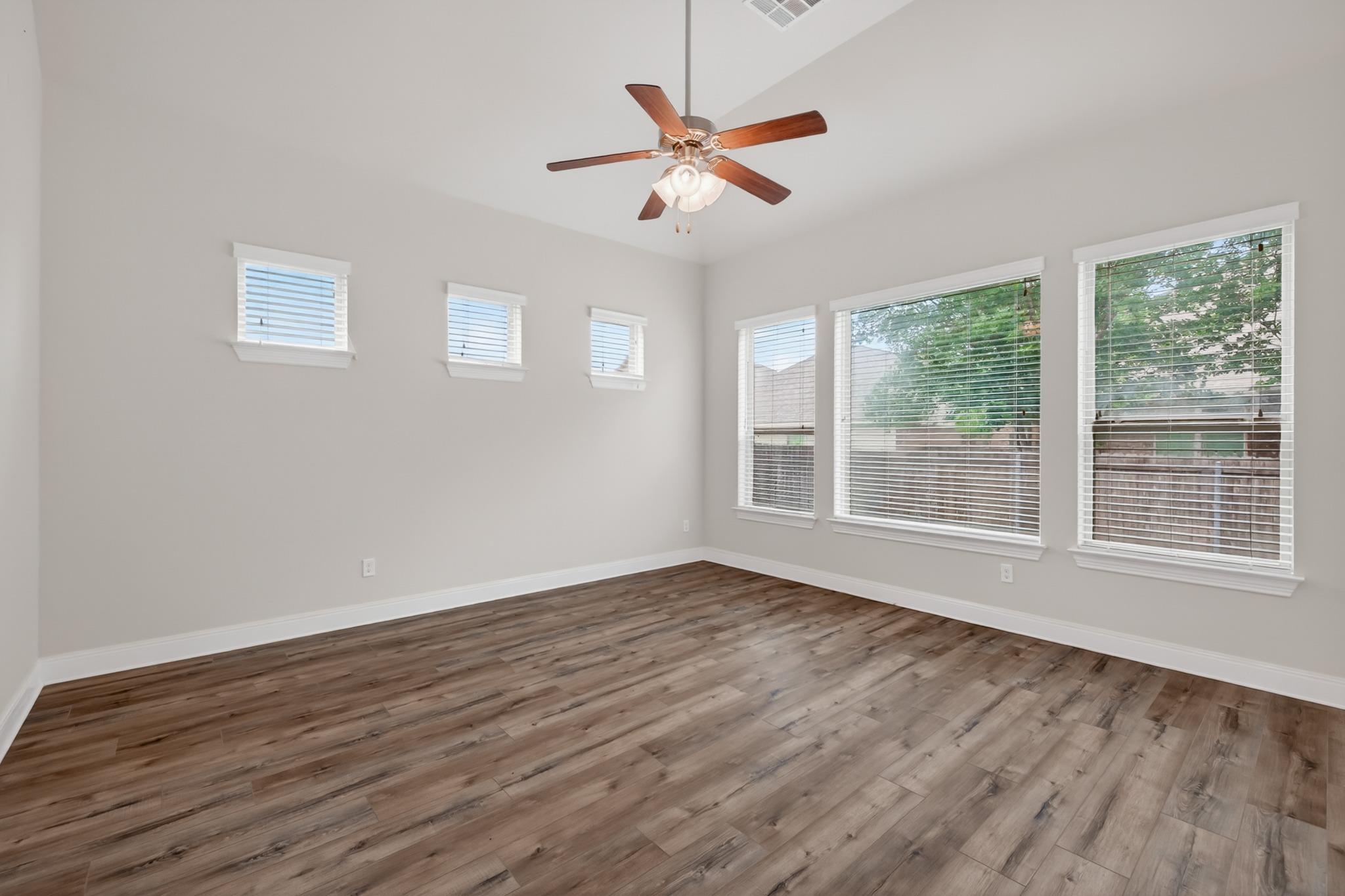 1017 Tabernash Dr, Leander, TX 78641