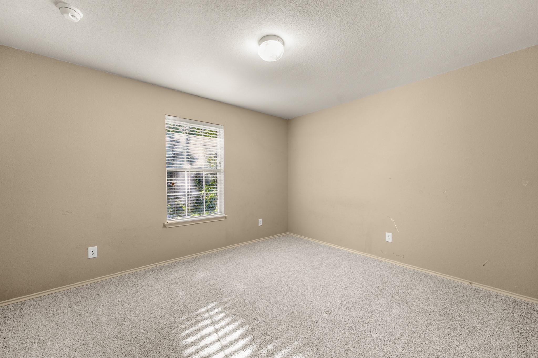 411 Olmos Dr, Leander, TX 78641