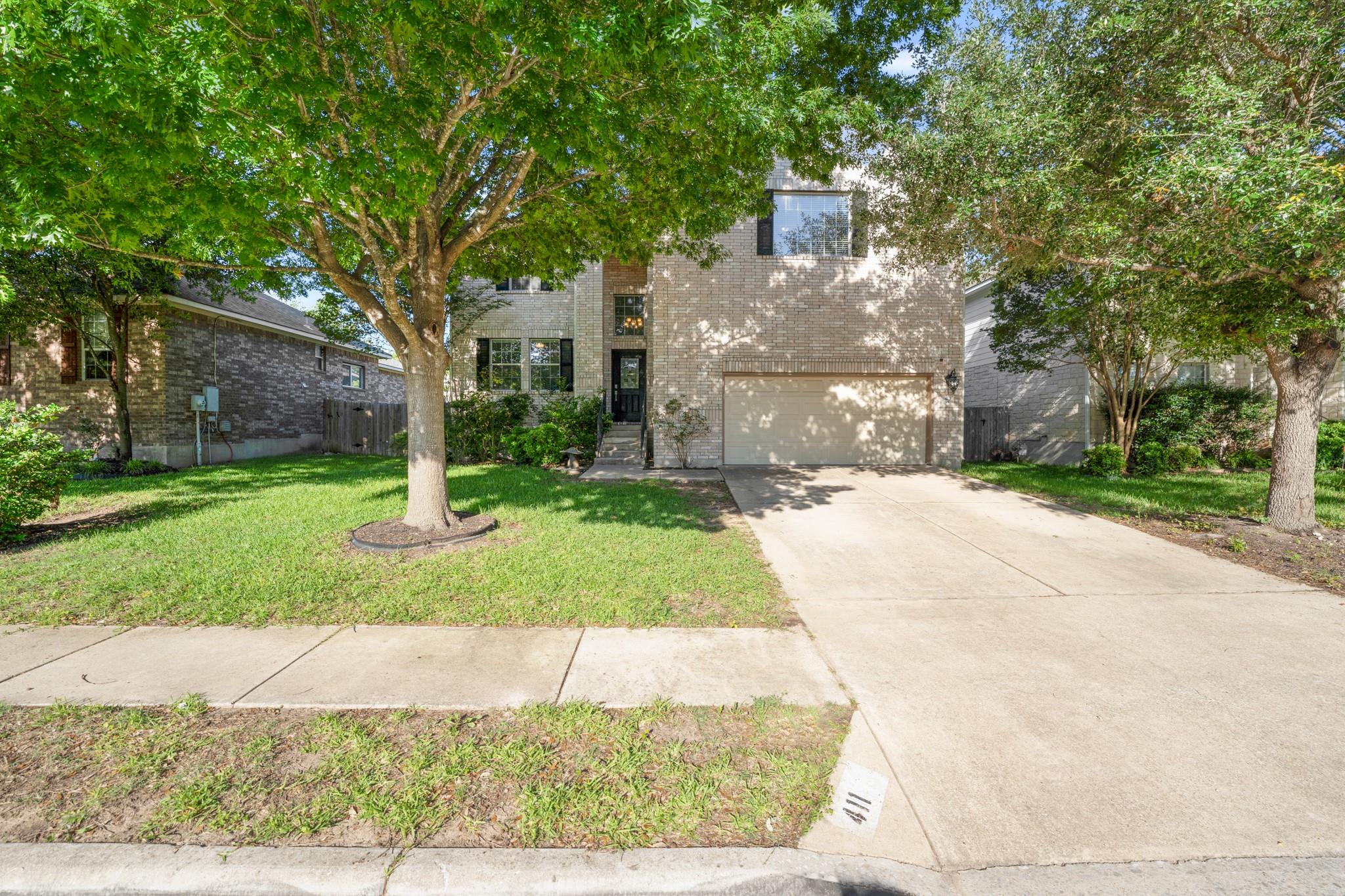 411 Olmos Dr, Leander, TX 78641
