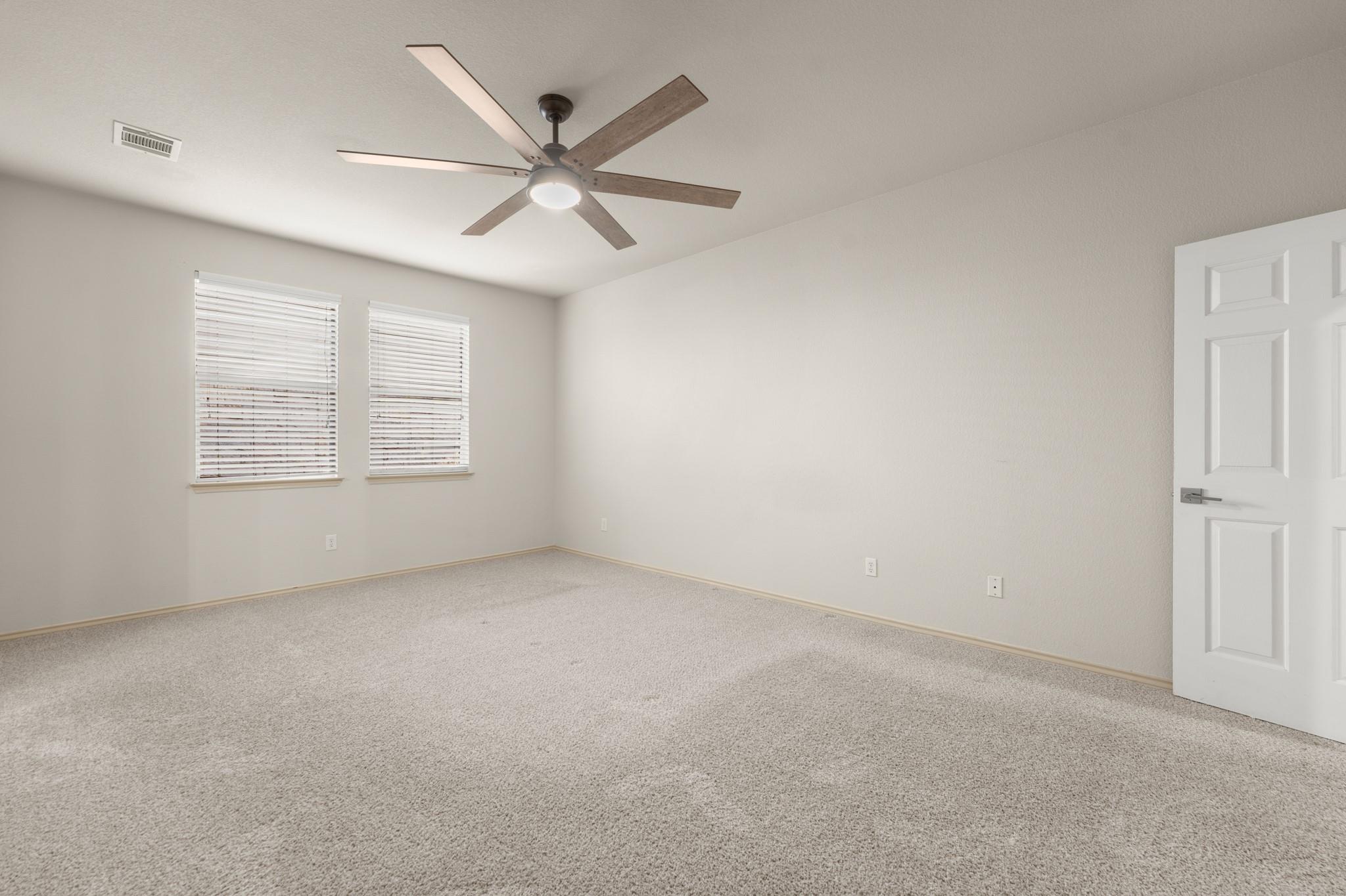 411 Olmos Dr, Leander, TX 78641
