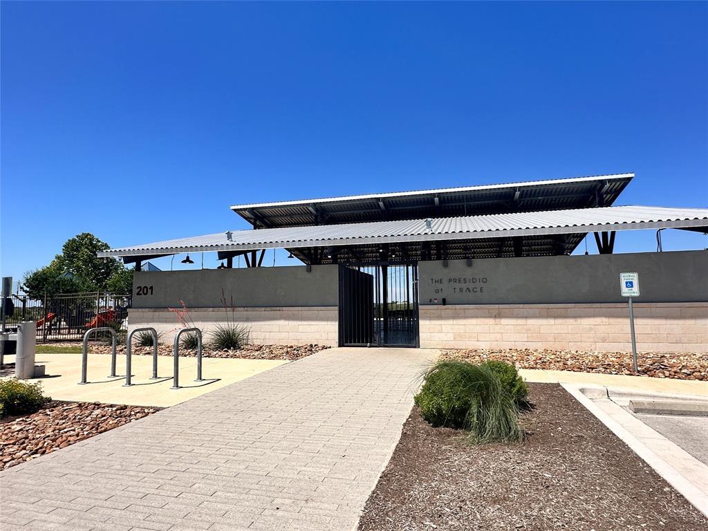 137 Rustic Glen Dr, San Marcos, TX 78666