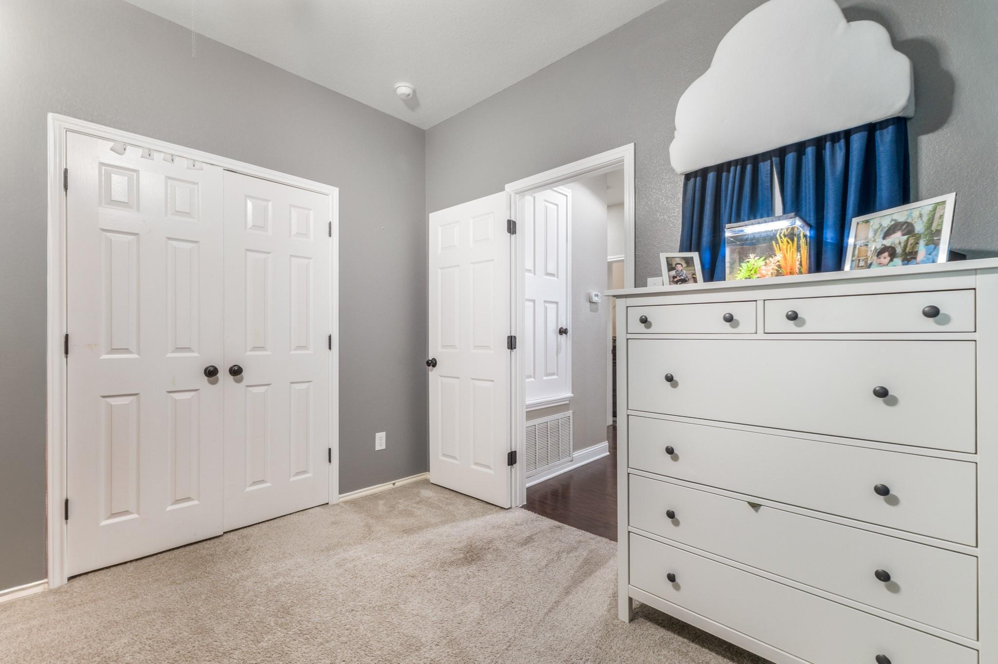 1015 Hondo Ln, Hutto, TX 78634