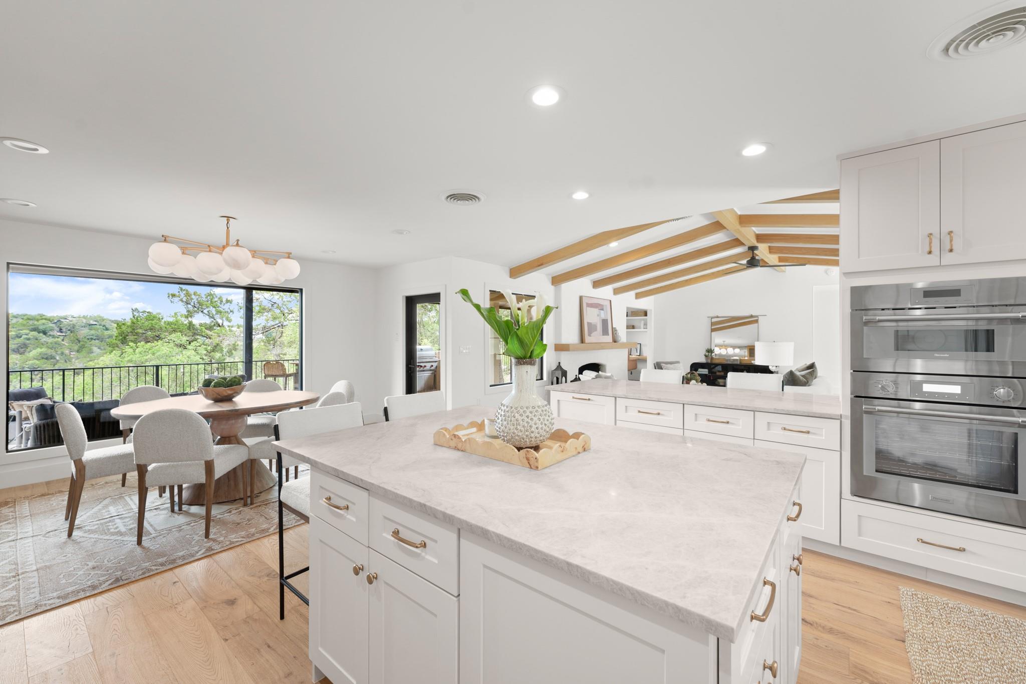 1414 Redbud Trl, West Lake Hills, TX 78746