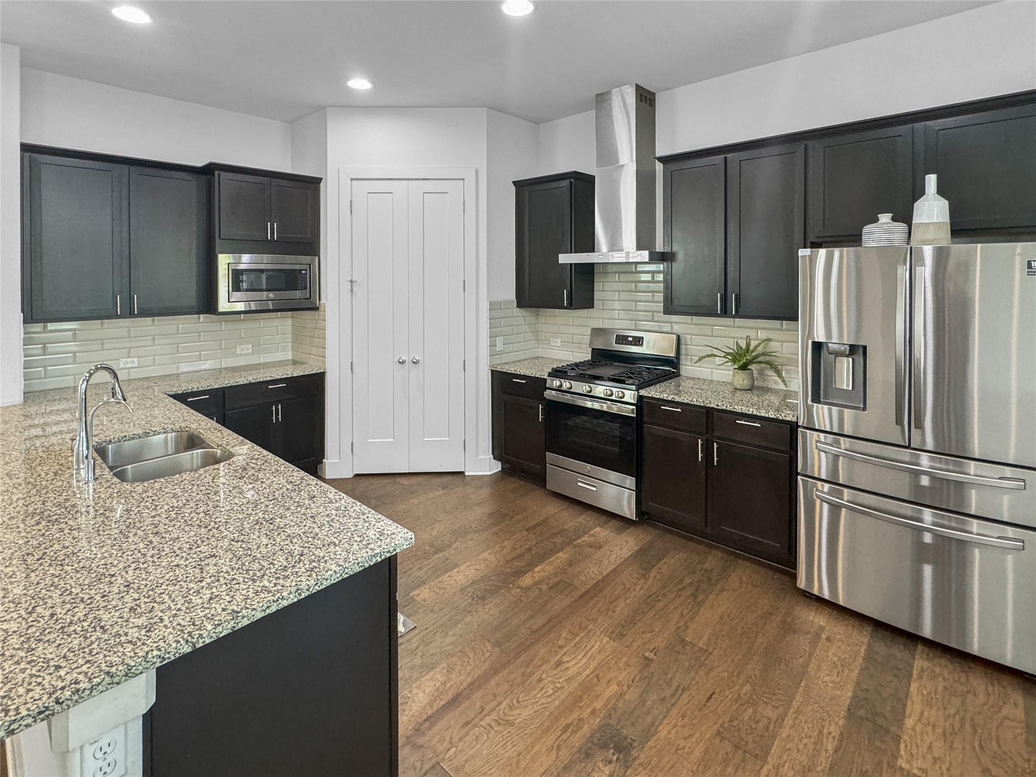 1208 Westborough Ln, Leander, TX 78641