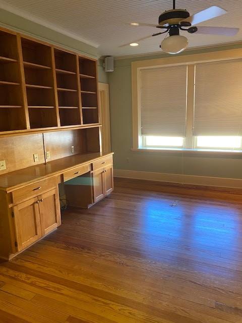 321 N Main St, Taylor, TX 76574