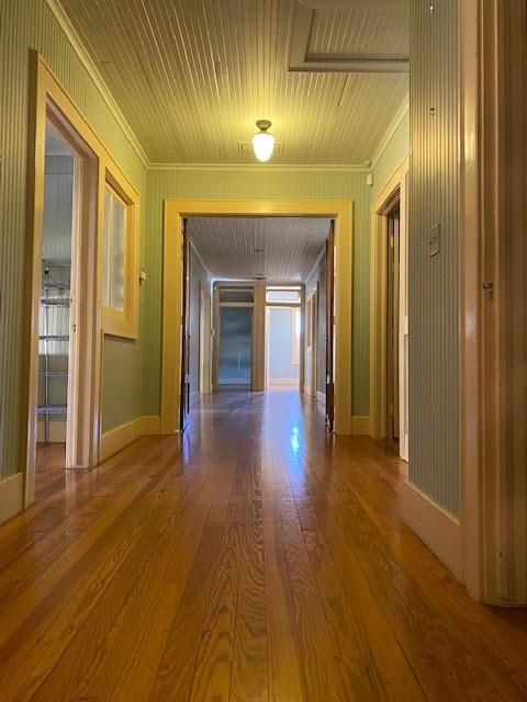 321 N Main St, Taylor, TX 76574