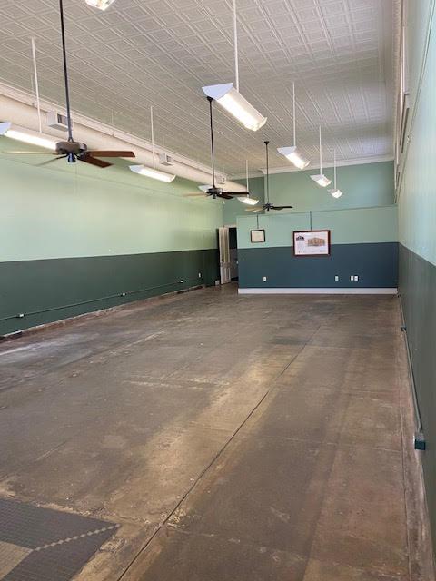 321 N Main St, Taylor, TX 76574