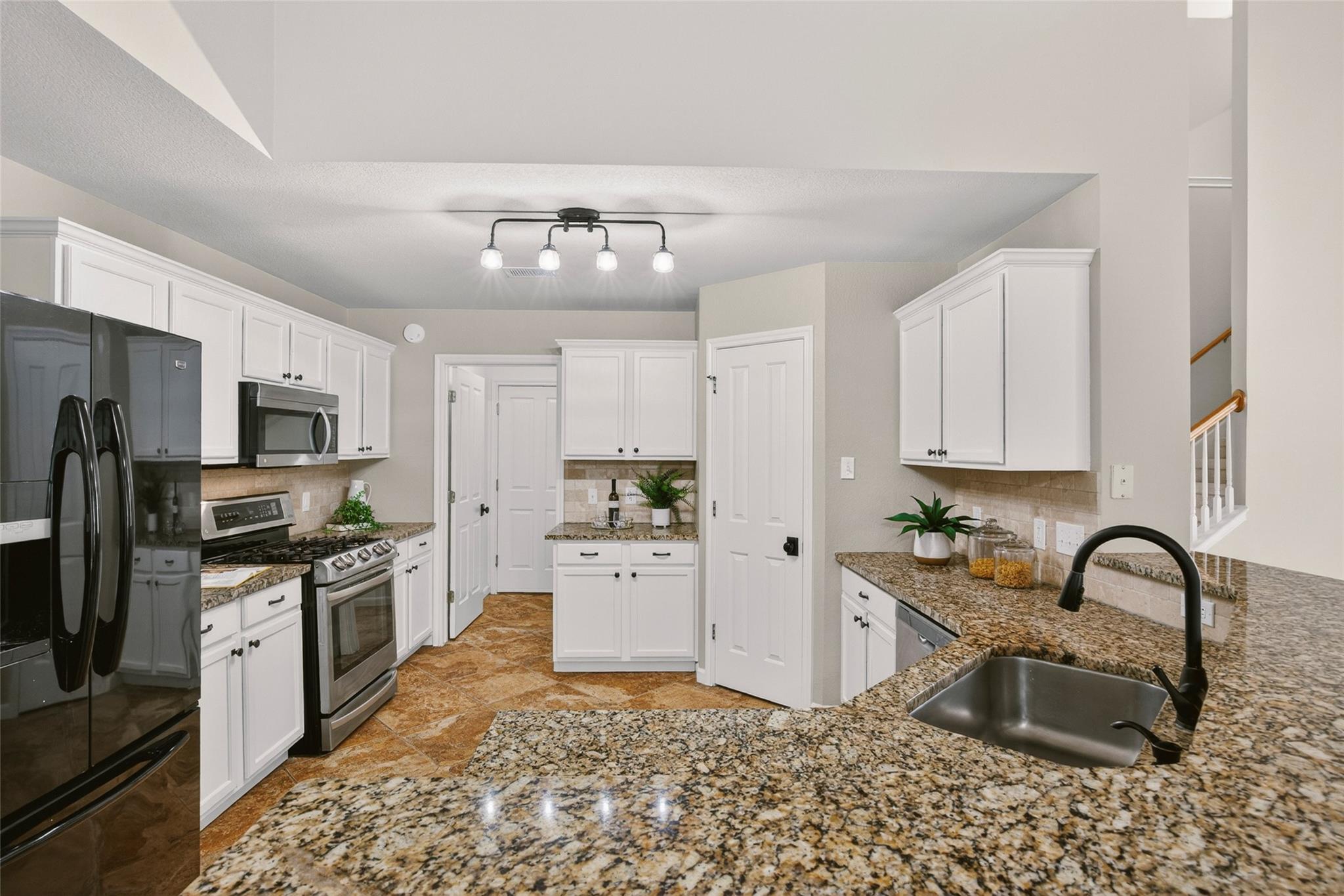 3713 Norman Loop, Round Rock, TX 78664