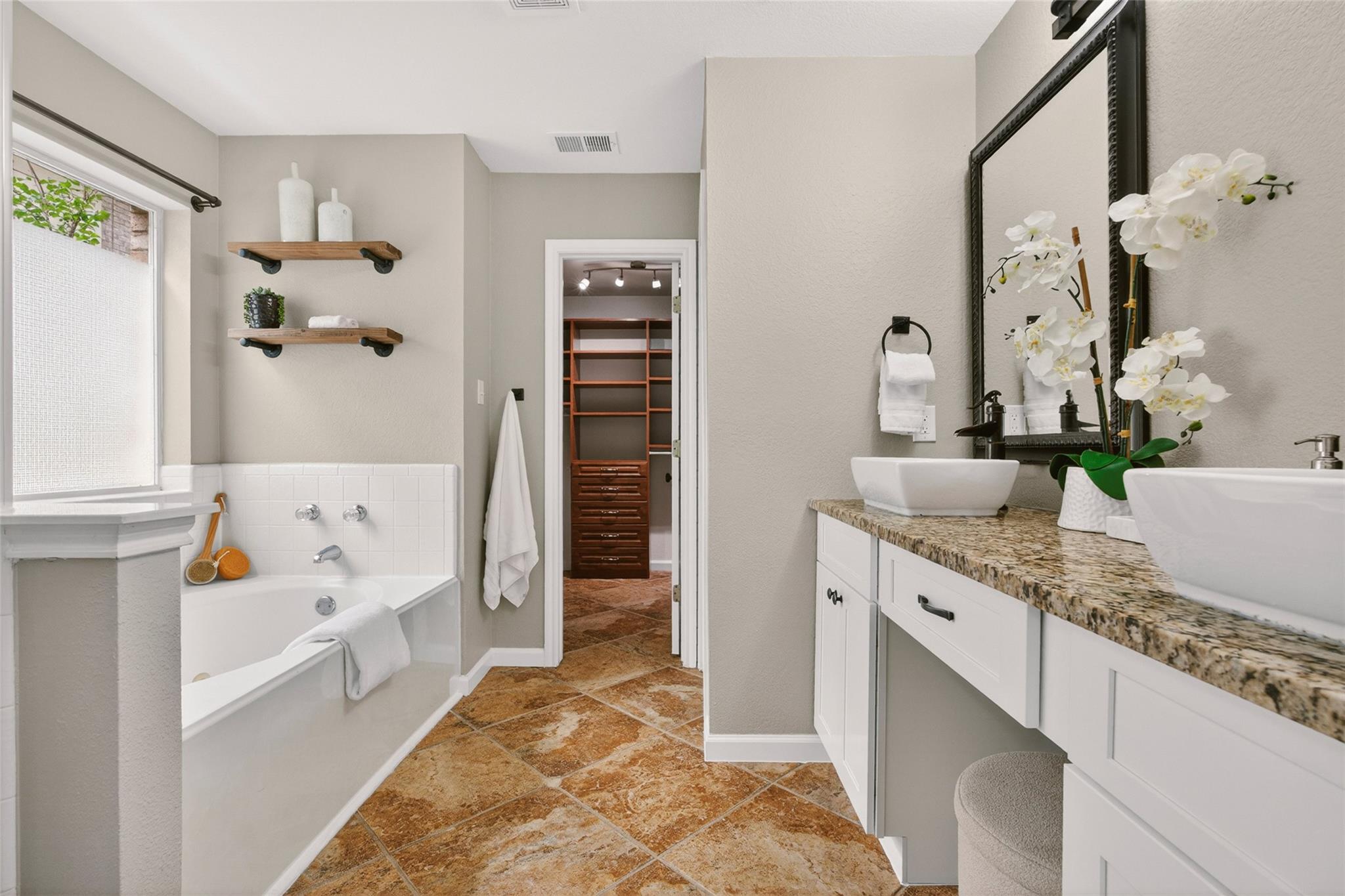 3713 Norman Loop, Round Rock, TX 78664