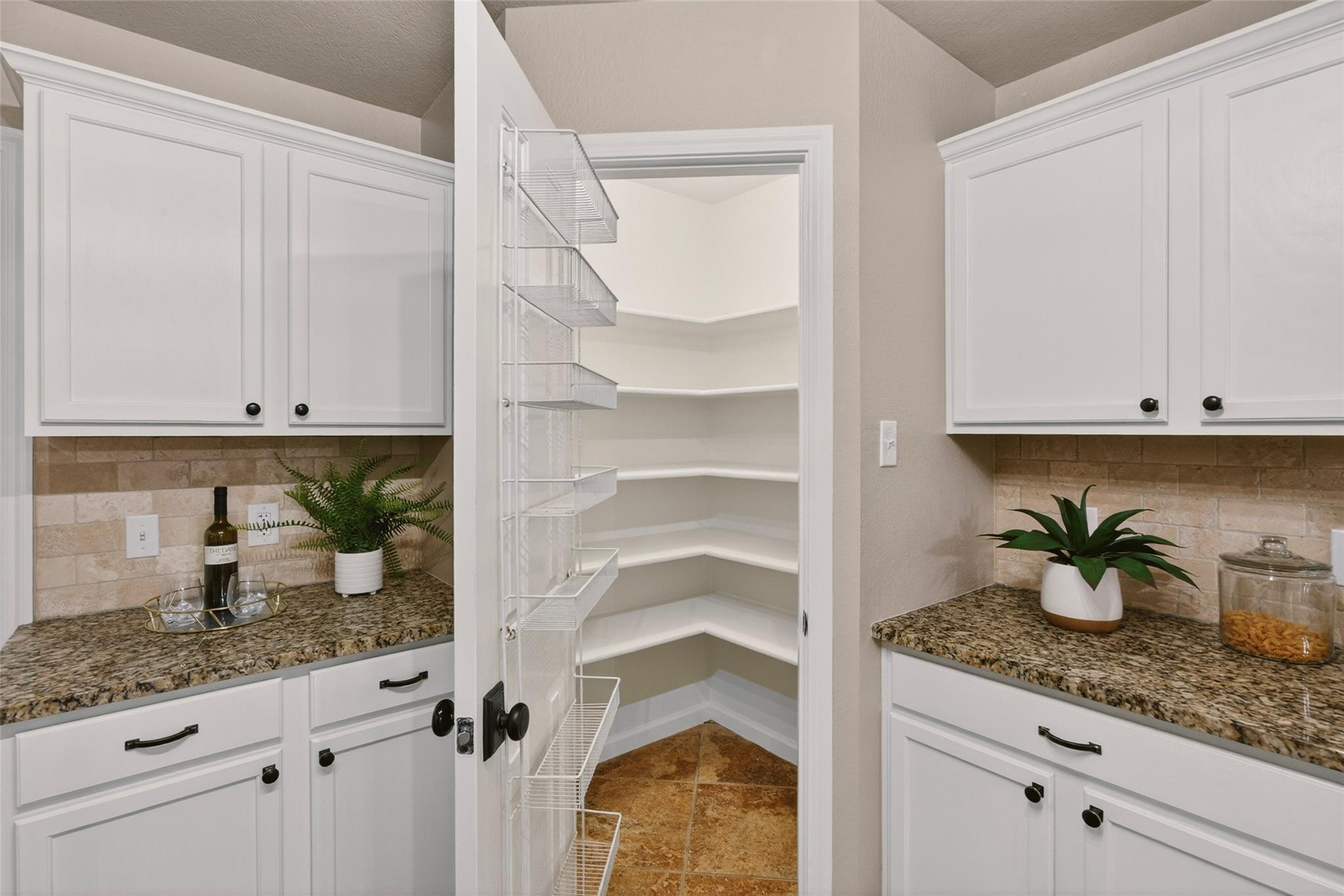 3713 Norman Loop, Round Rock, TX 78664