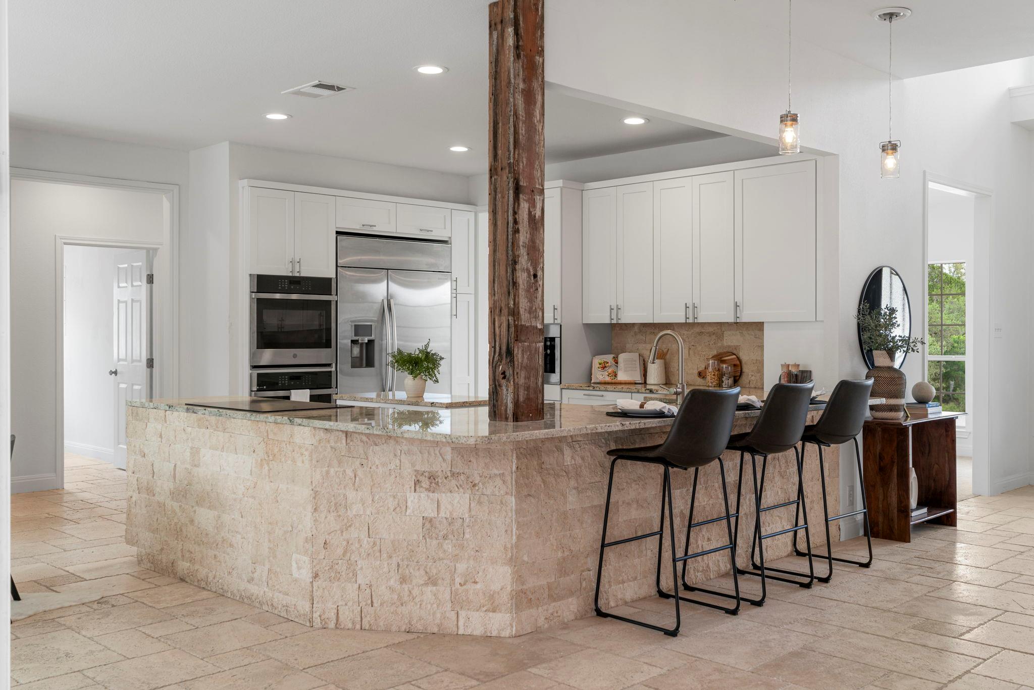 1129 Cedar Pass Rd, Driftwood, TX 78619