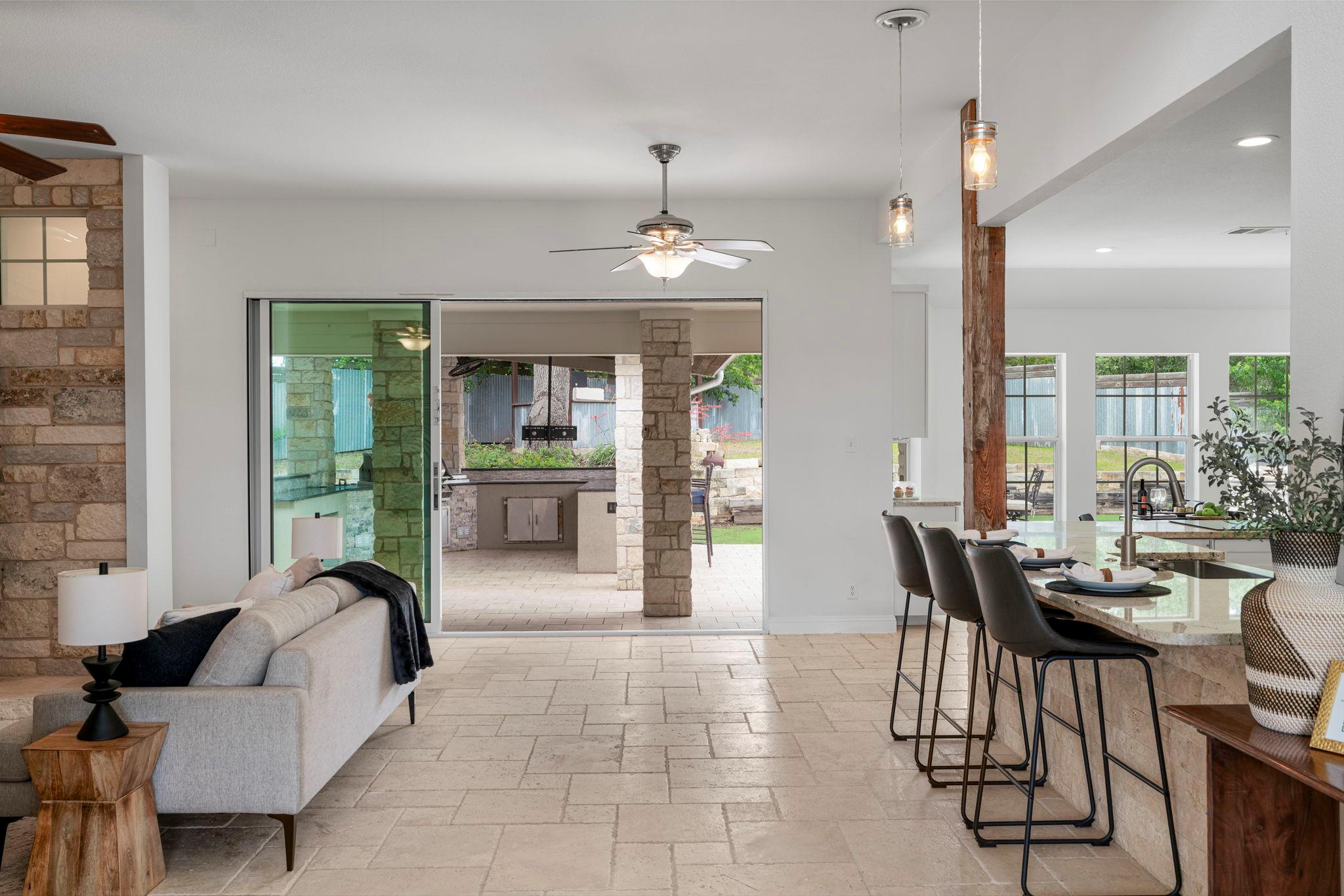 1129 Cedar Pass Rd, Driftwood, TX 78619