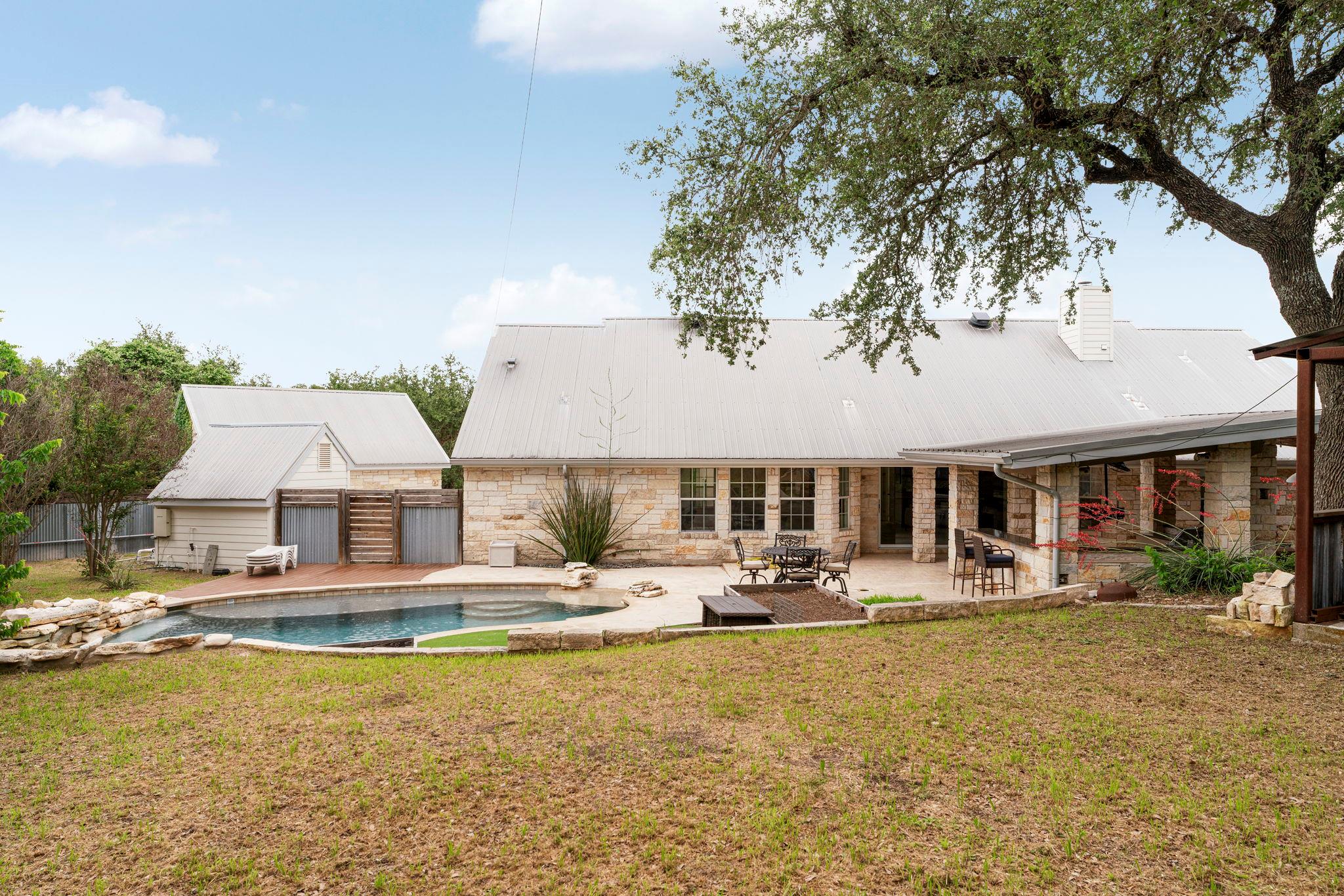 1129 Cedar Pass Rd, Driftwood, TX 78619
