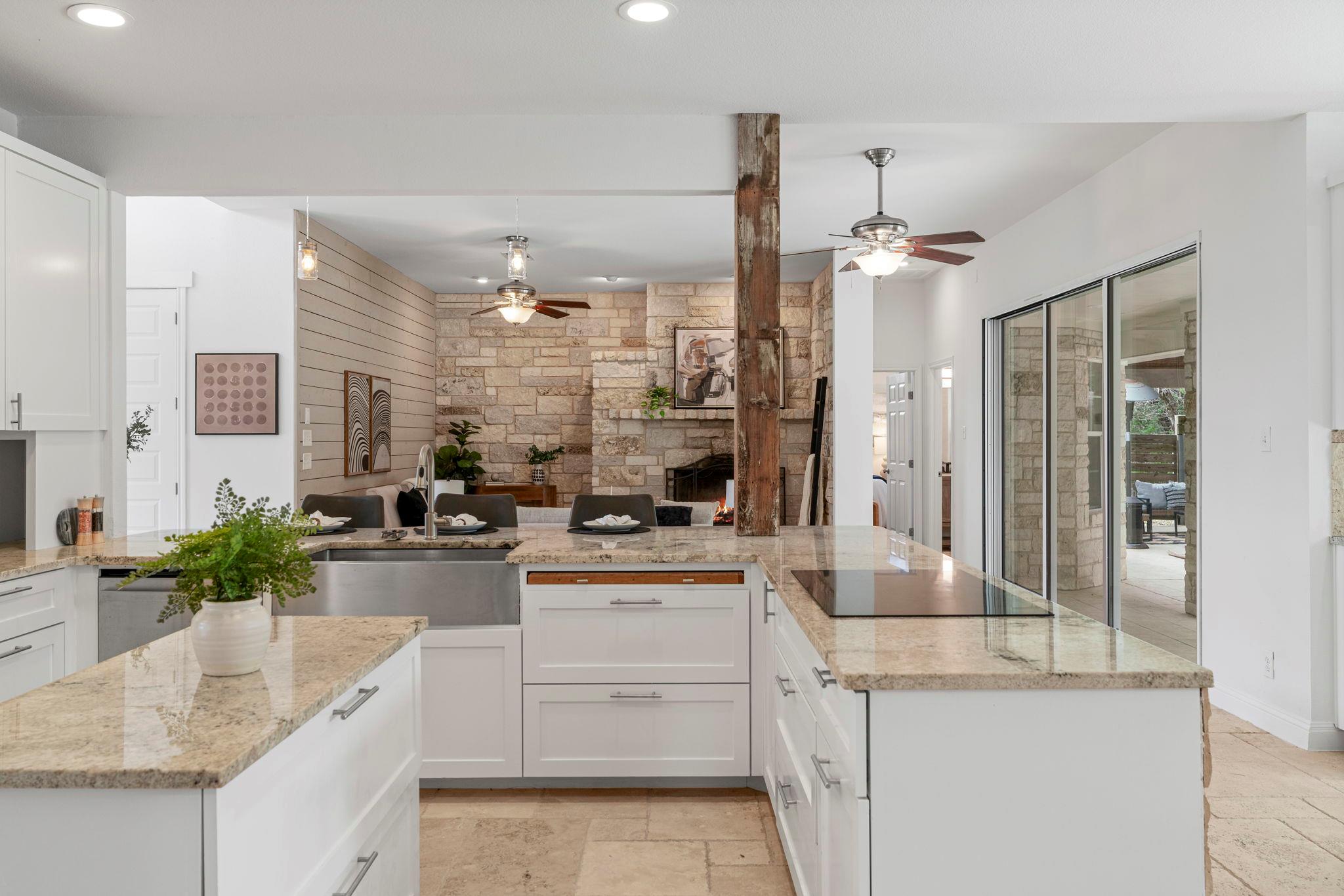1129 Cedar Pass Rd, Driftwood, TX 78619