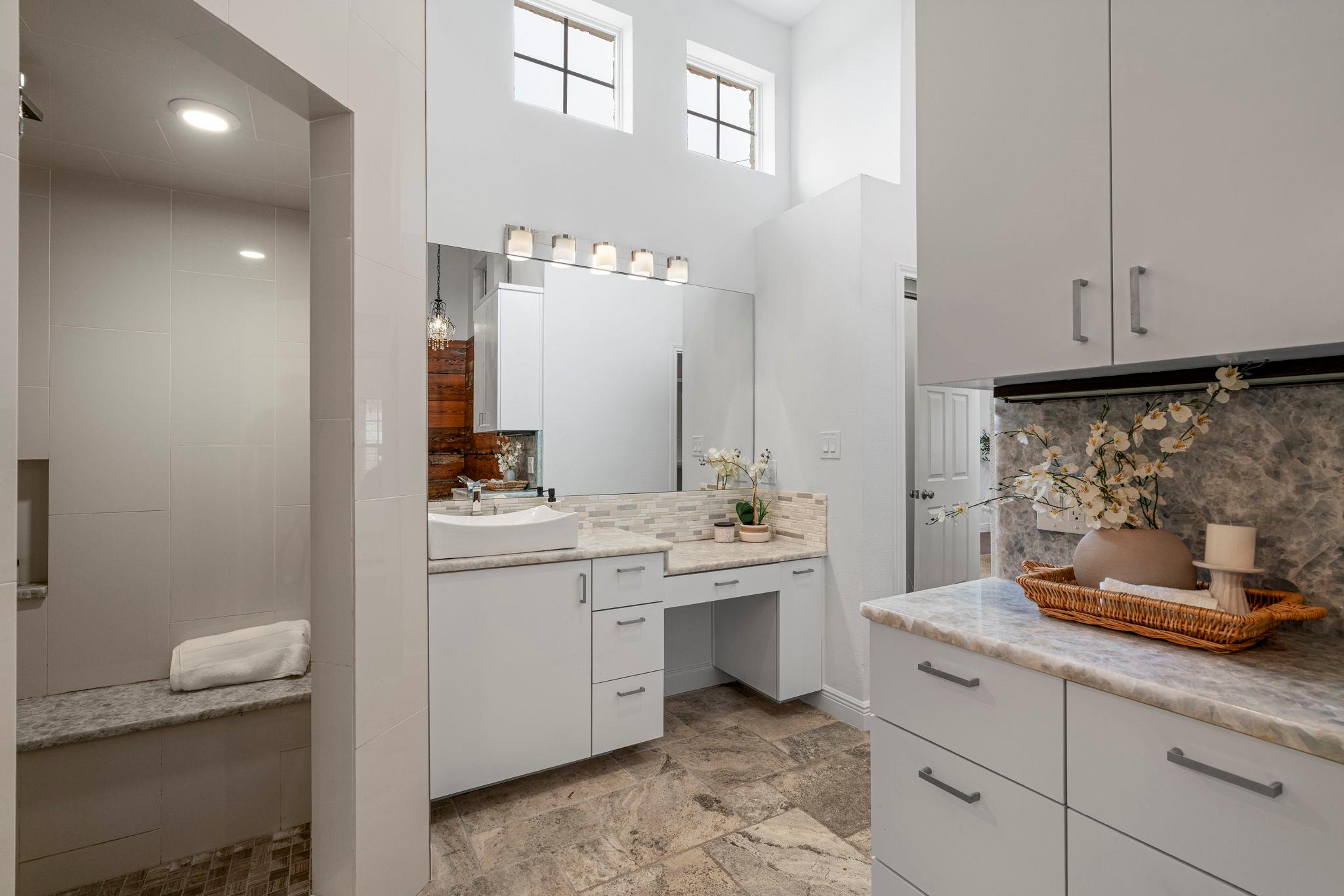 1129 Cedar Pass Rd, Driftwood, TX 78619