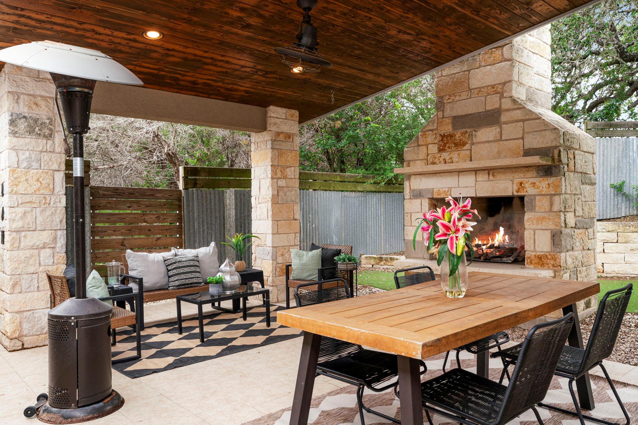 1129 Cedar Pass Rd, Driftwood, TX 78619