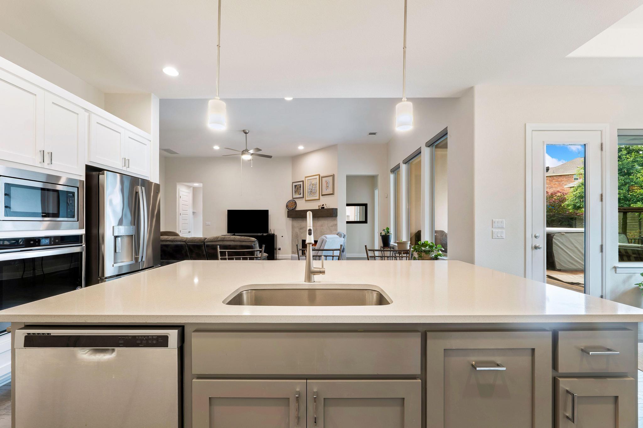 1009 Legacy Xing, Georgetown, TX 78628
