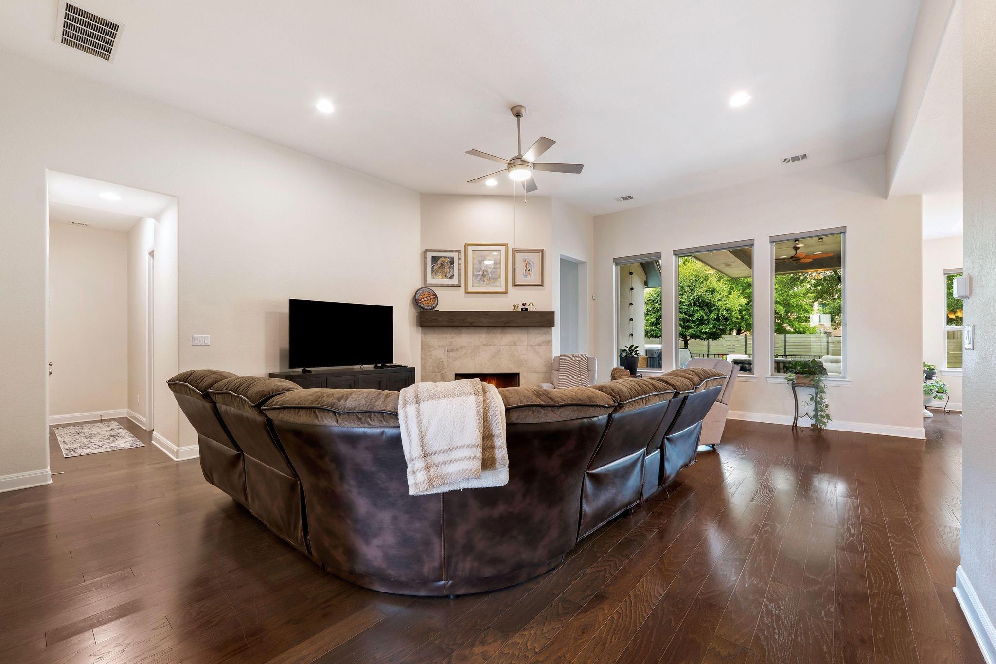 1009 Legacy Xing, Georgetown, TX 78628