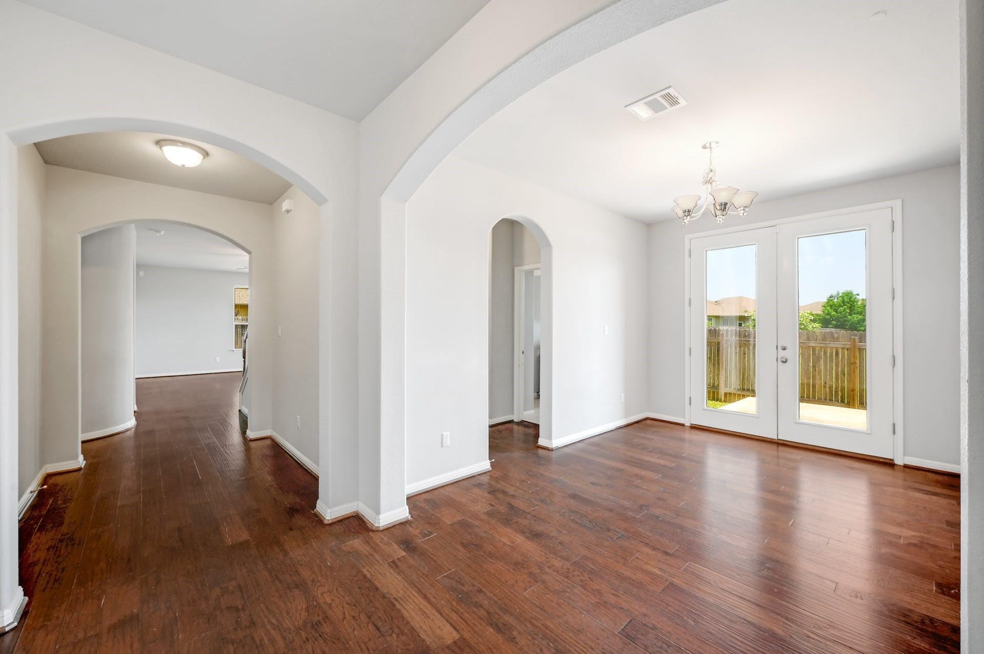 176 Flannery Ln, Buda, TX 78610