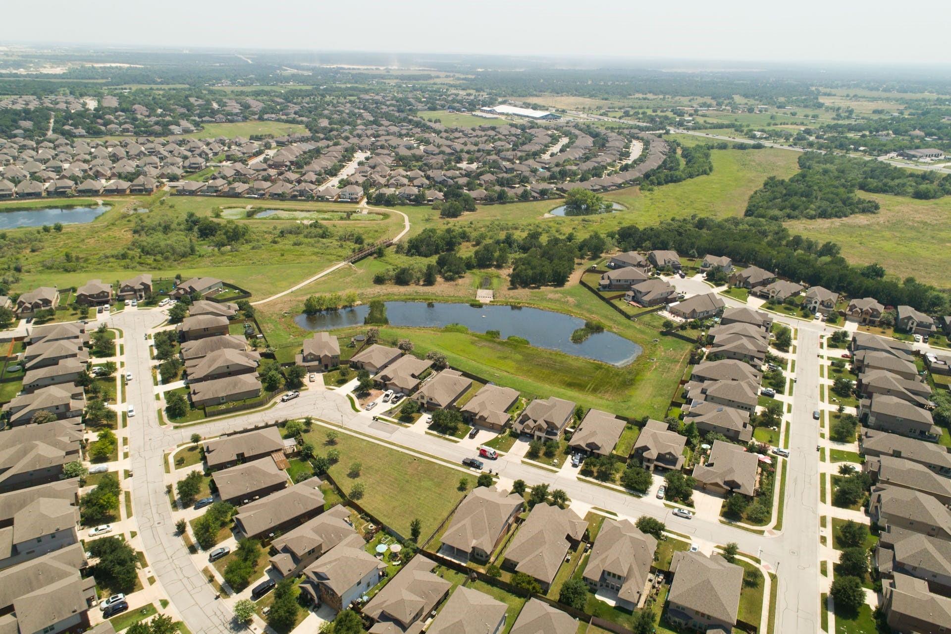 176 Flannery Ln, Buda, TX 78610