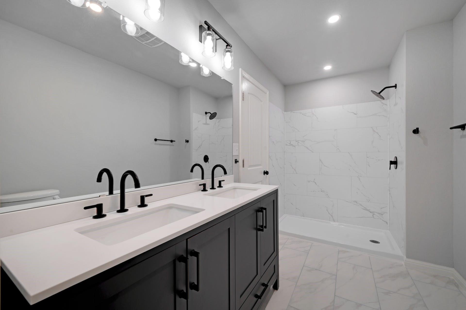 176 Flannery Ln, Buda, TX 78610