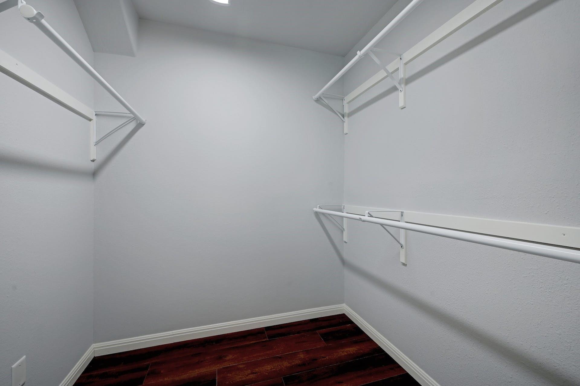 176 Flannery Ln, Buda, TX 78610