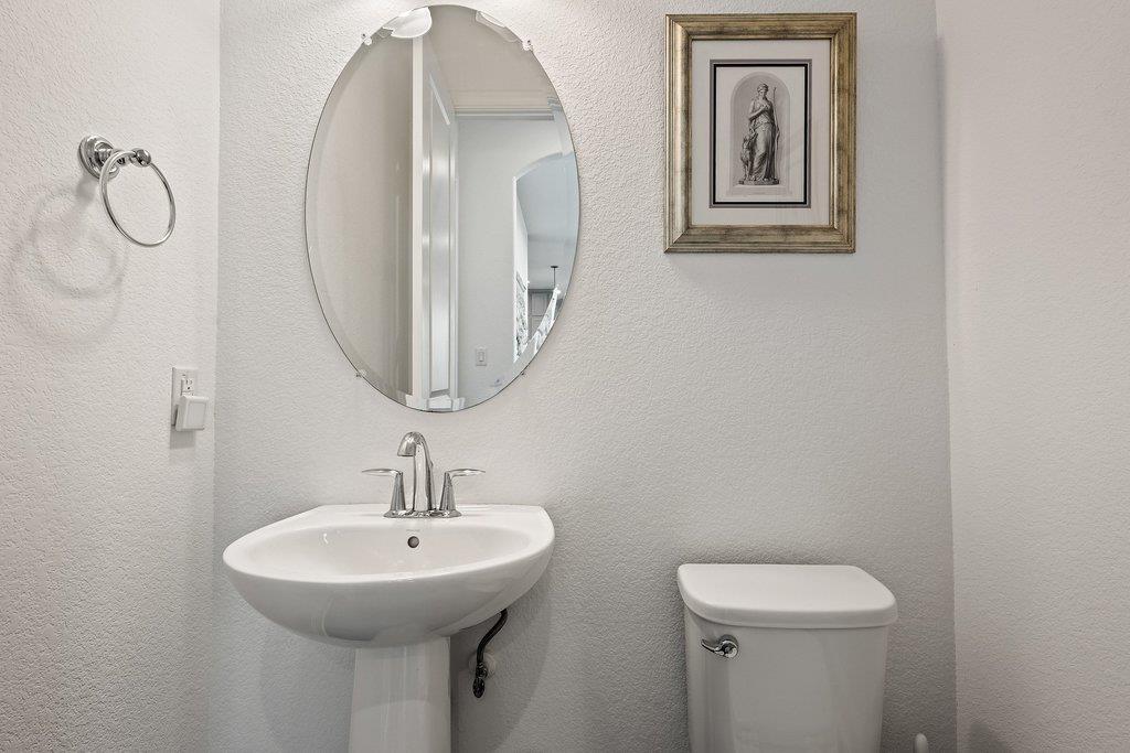 1221 Siena Sunset Rd, Leander, TX 78641