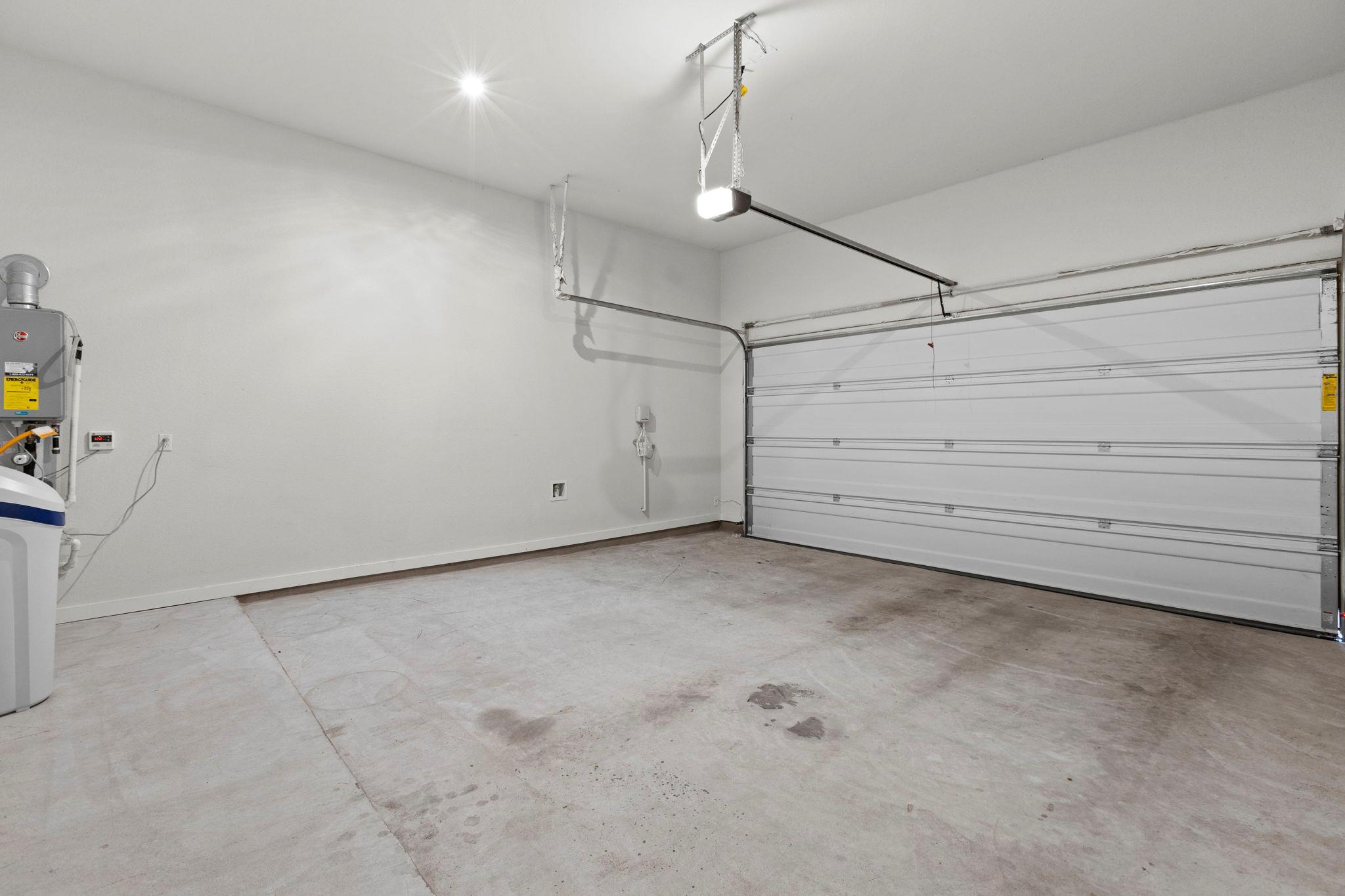 1204 Texas Ash Ln, Georgetown, TX 78628