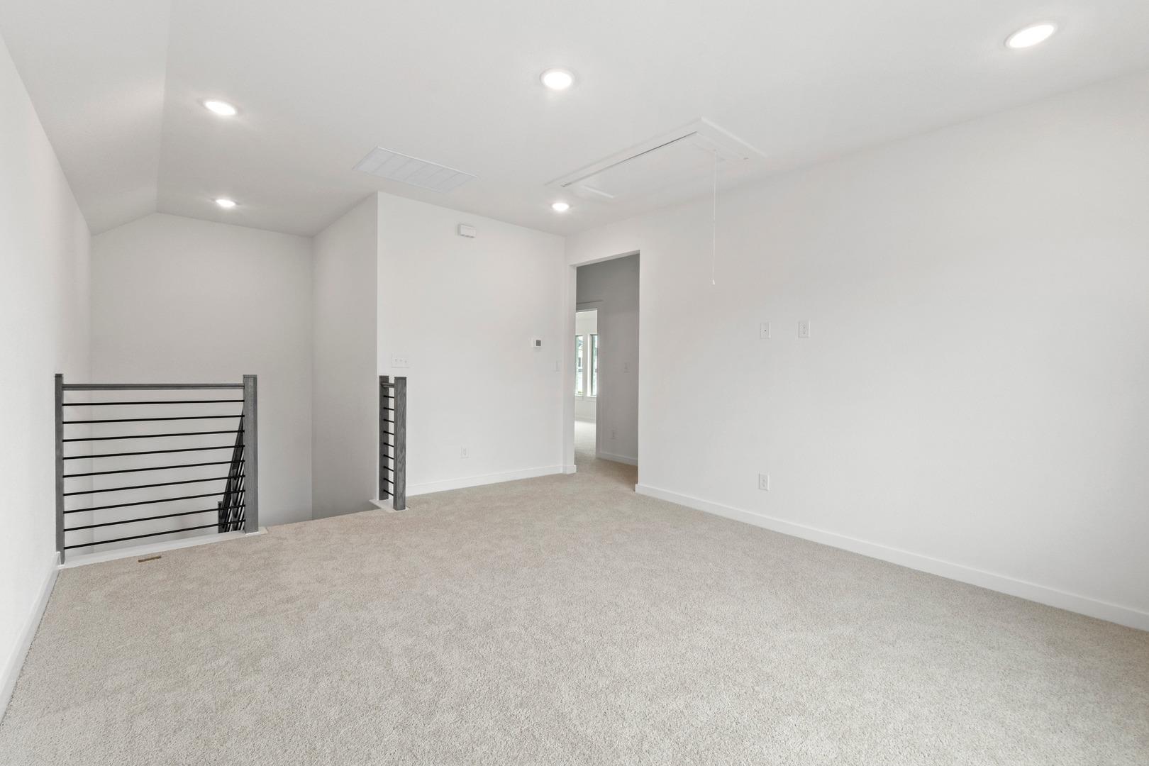 1104 Universal Dr, Hutto, TX 78634