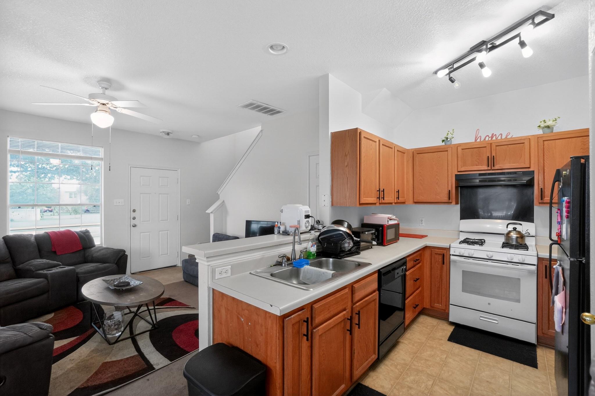 13808 Harris Ridge Blvd, Pflugerville, TX 78660