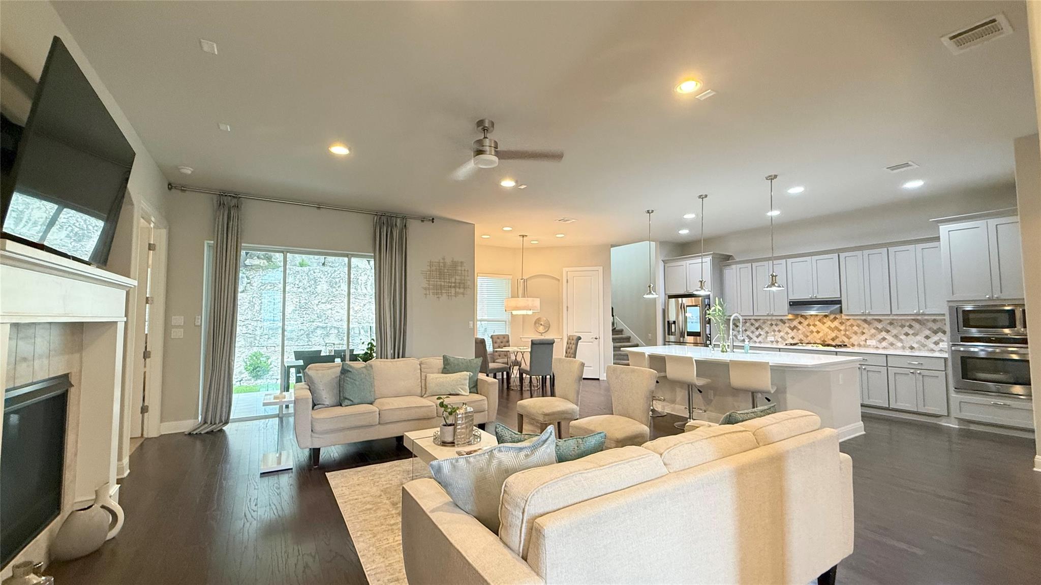 2104 Buffalo Gap Rd, Leander, TX 78641