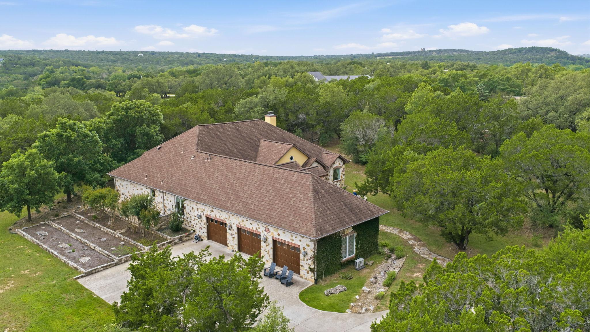 8121 Bluff Trl, Austin, TX 78737