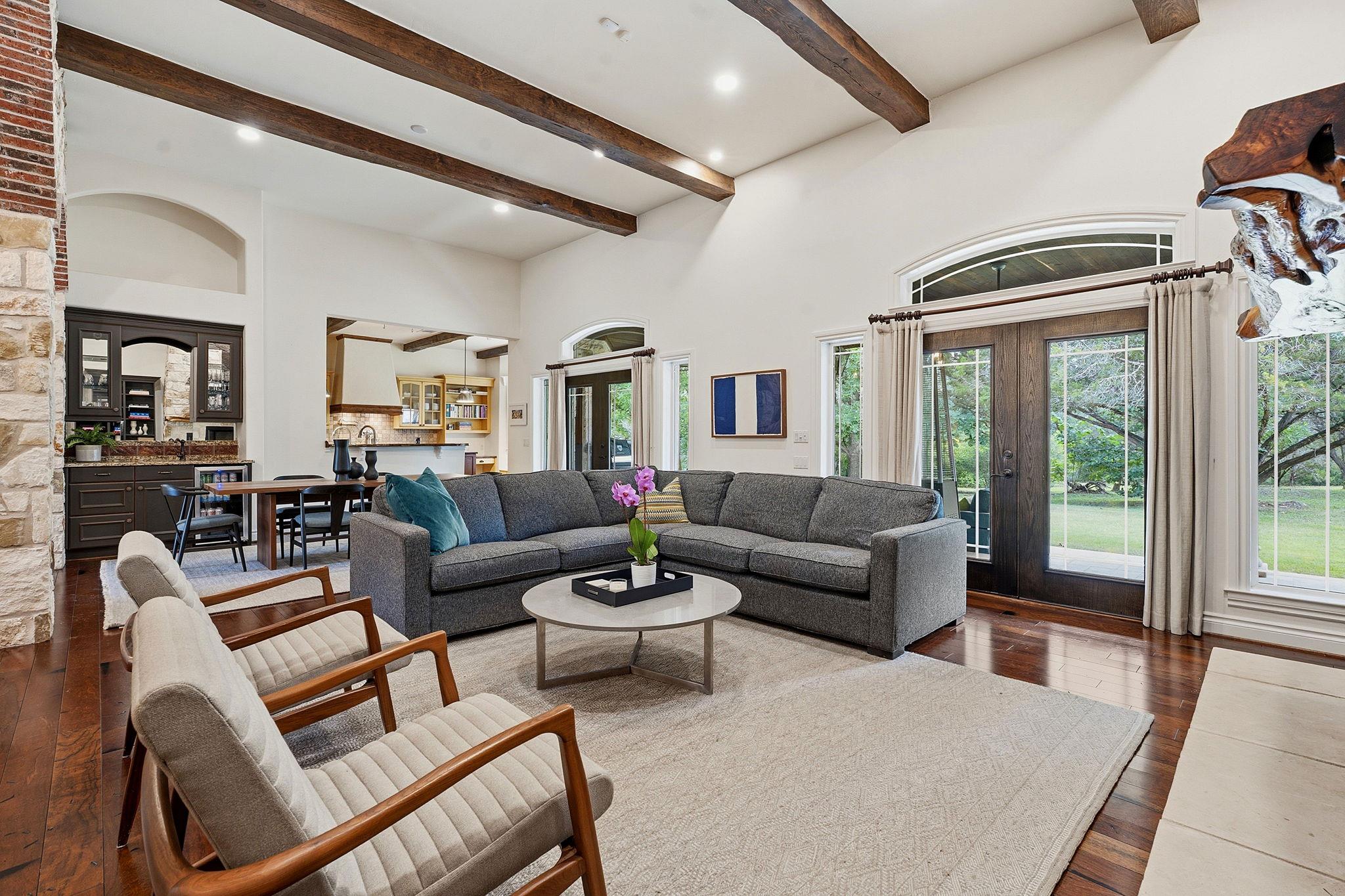 8121 Bluff Trl, Austin, TX 78737