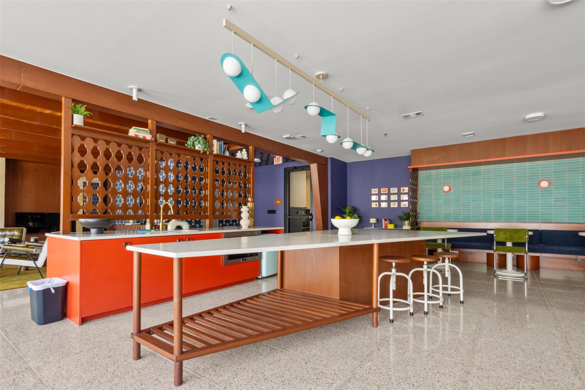 1701 Simond Ave # 418, Austin, TX 78723
