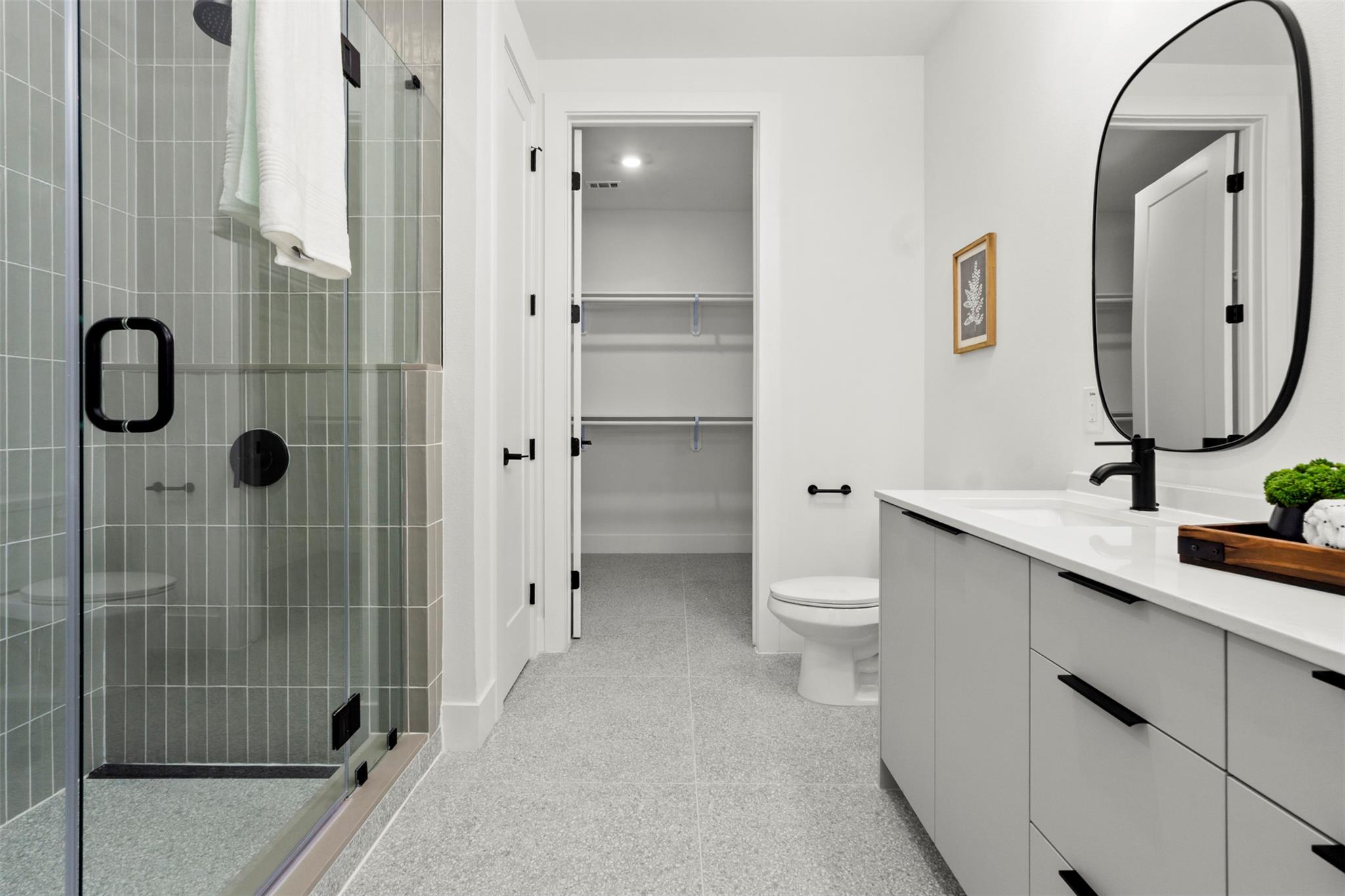 1701 Simond Ave # 418, Austin, TX 78723