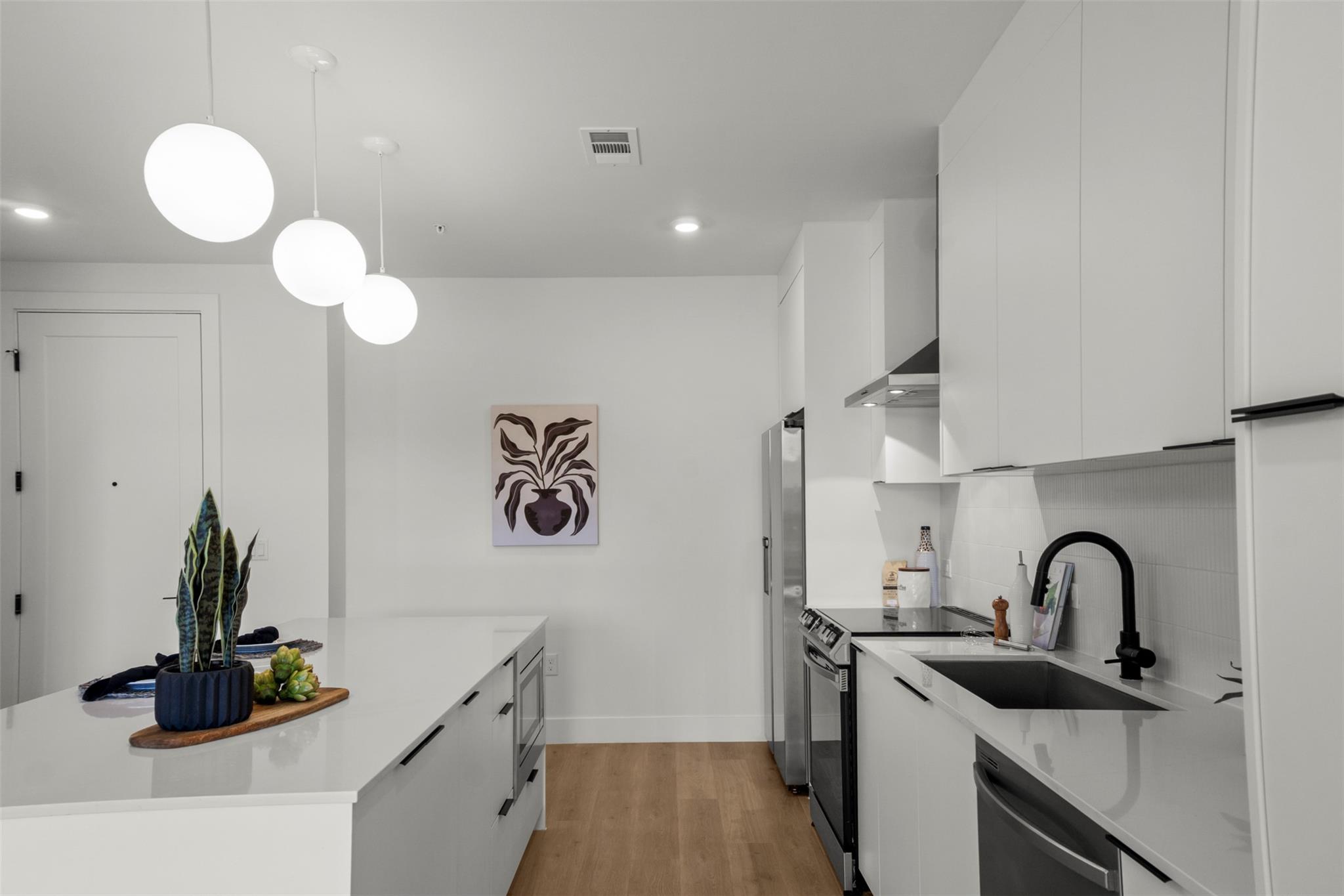 1701 Simond Ave # 418, Austin, TX 78723